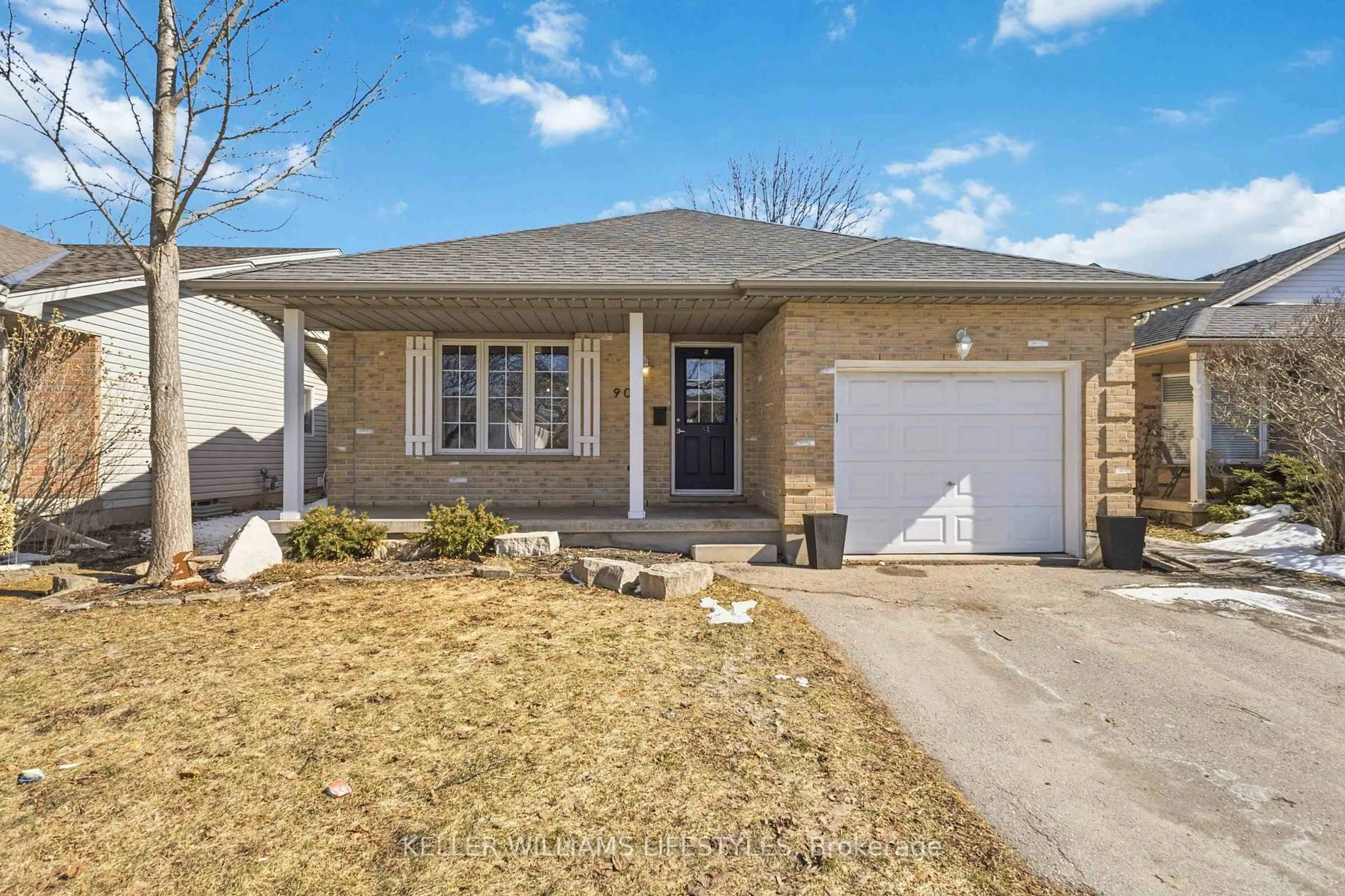 Home with brick exterior material, street for 905 Railton Ave, London East Ontario N5V 4W2