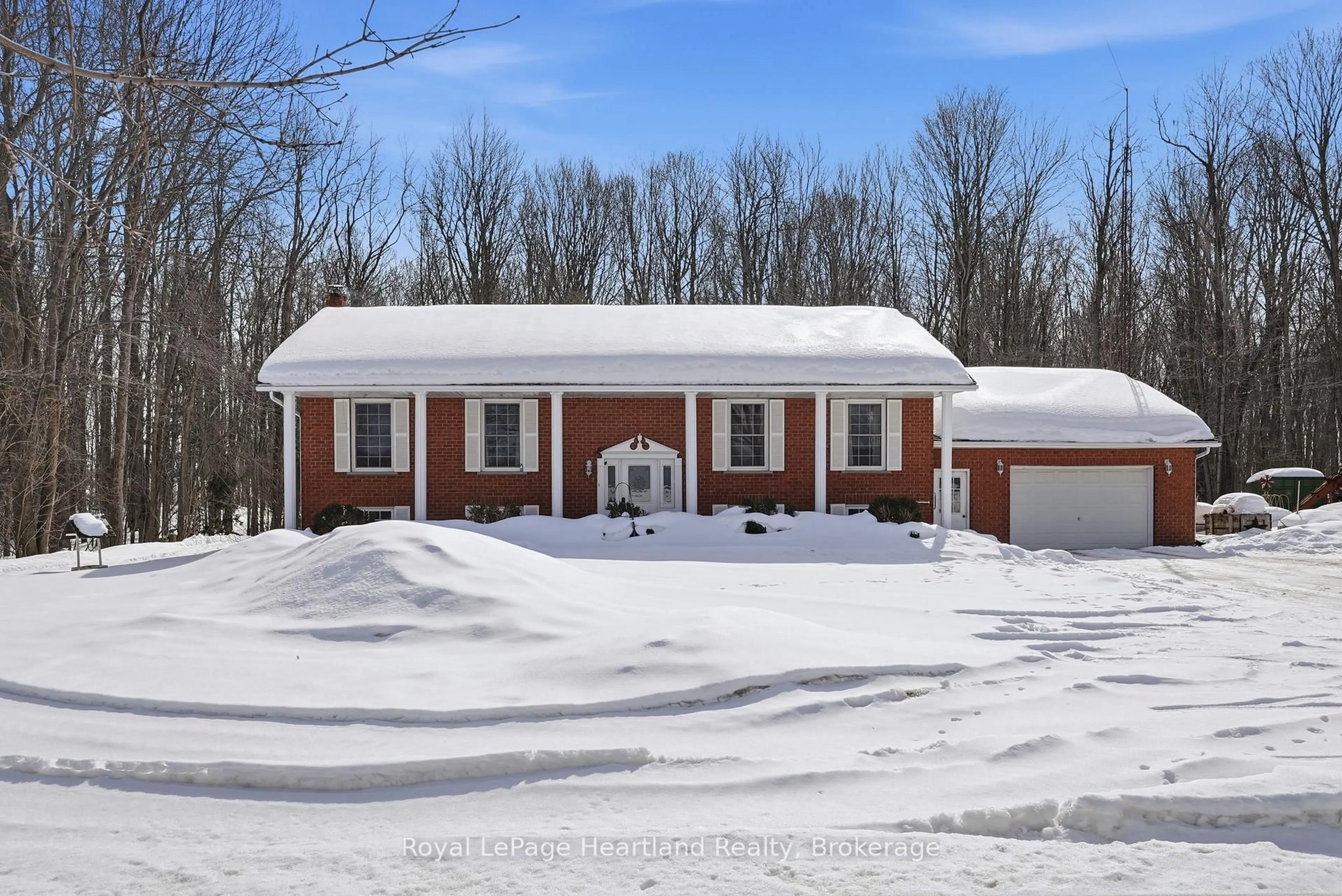 Unknown for 5427 Highway 87, Minto Ontario N0G 1Z0