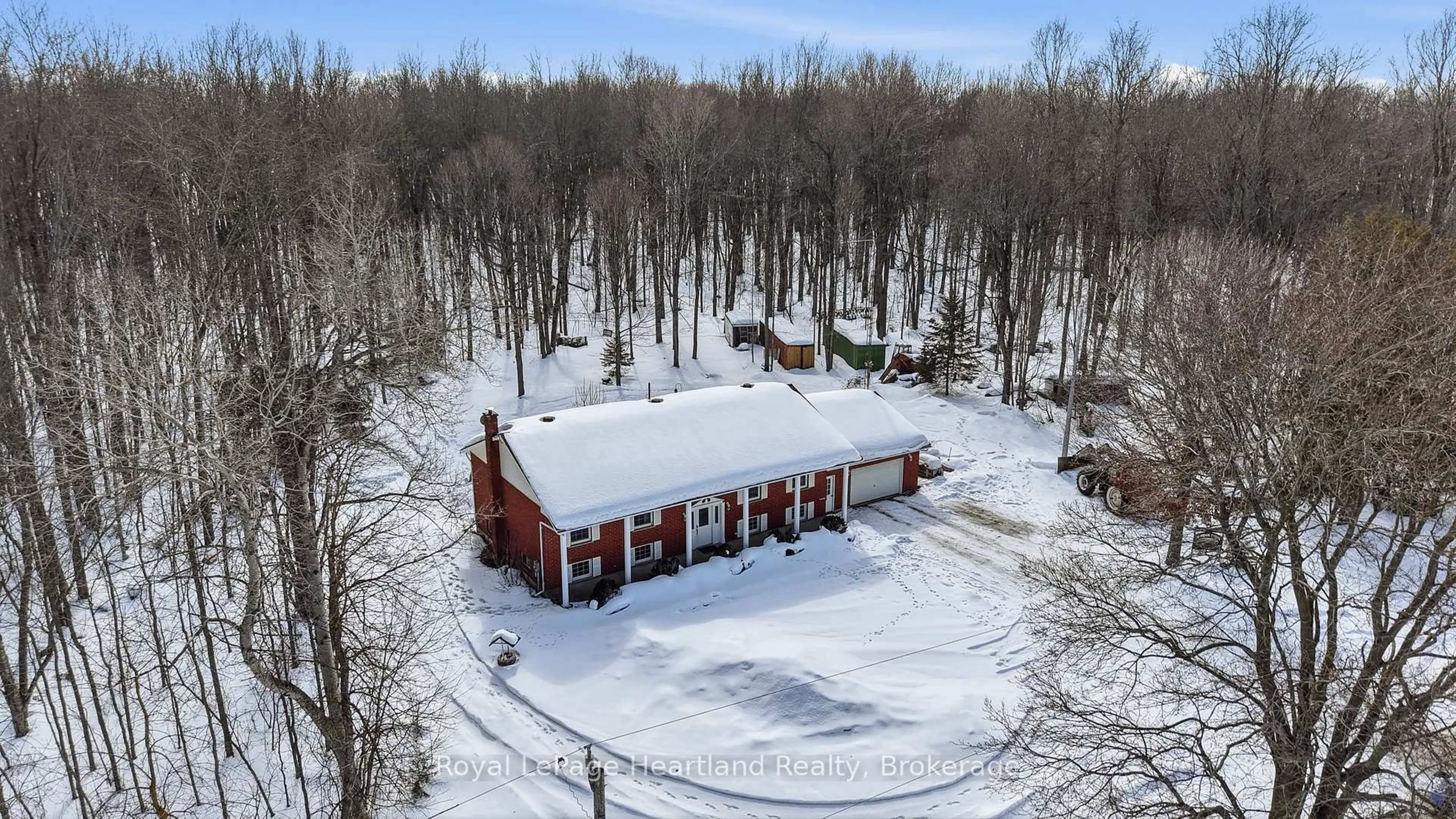 A pic from outside/outdoor area/front of a property/back of a property/a pic from drone, building for 5427 Highway 87, Minto Ontario N0G 1Z0