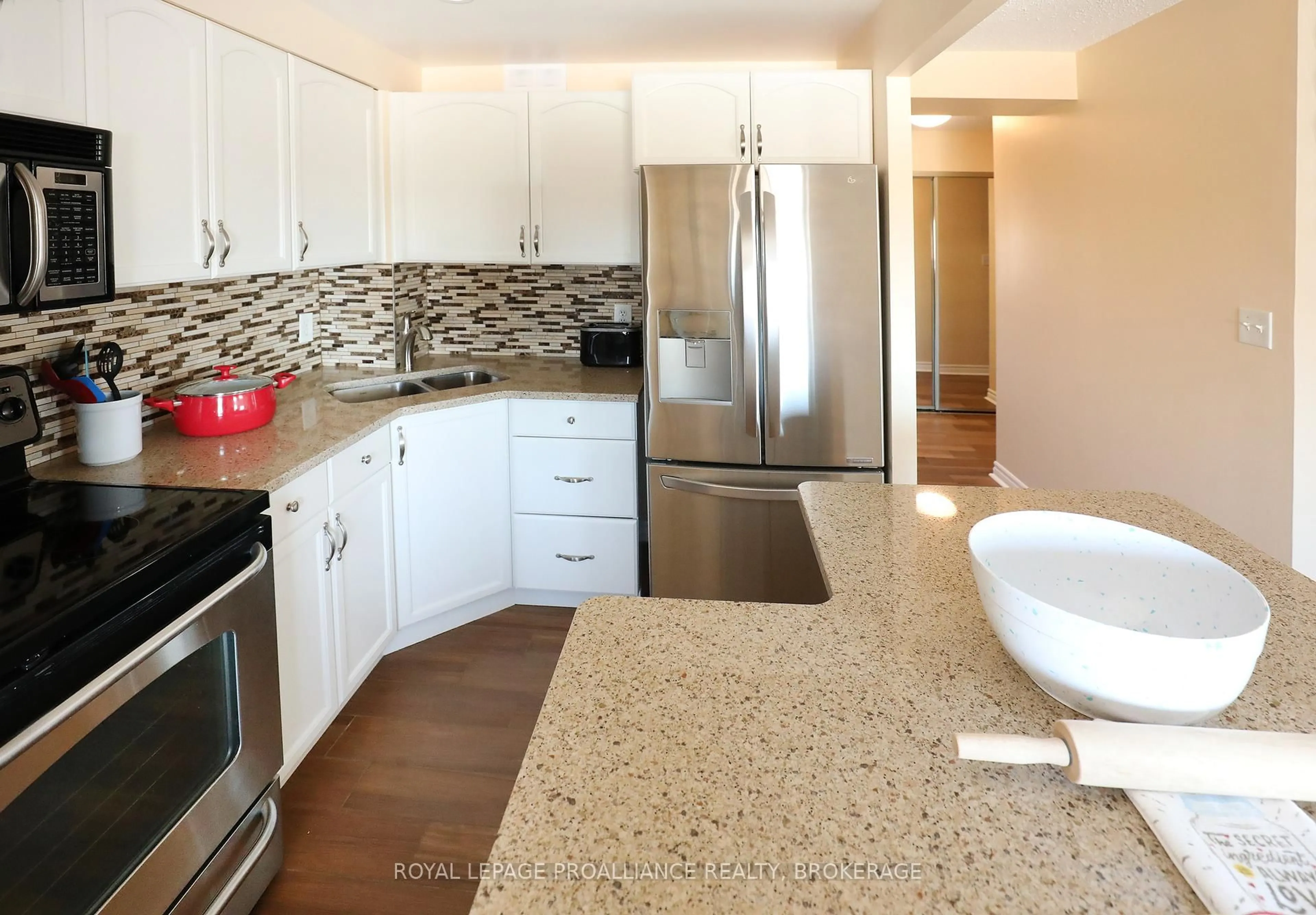 Contemporary kitchen, ceramic/tile floor for 120 Barrett Crt #302, Kingston Ontario K7L 5H6