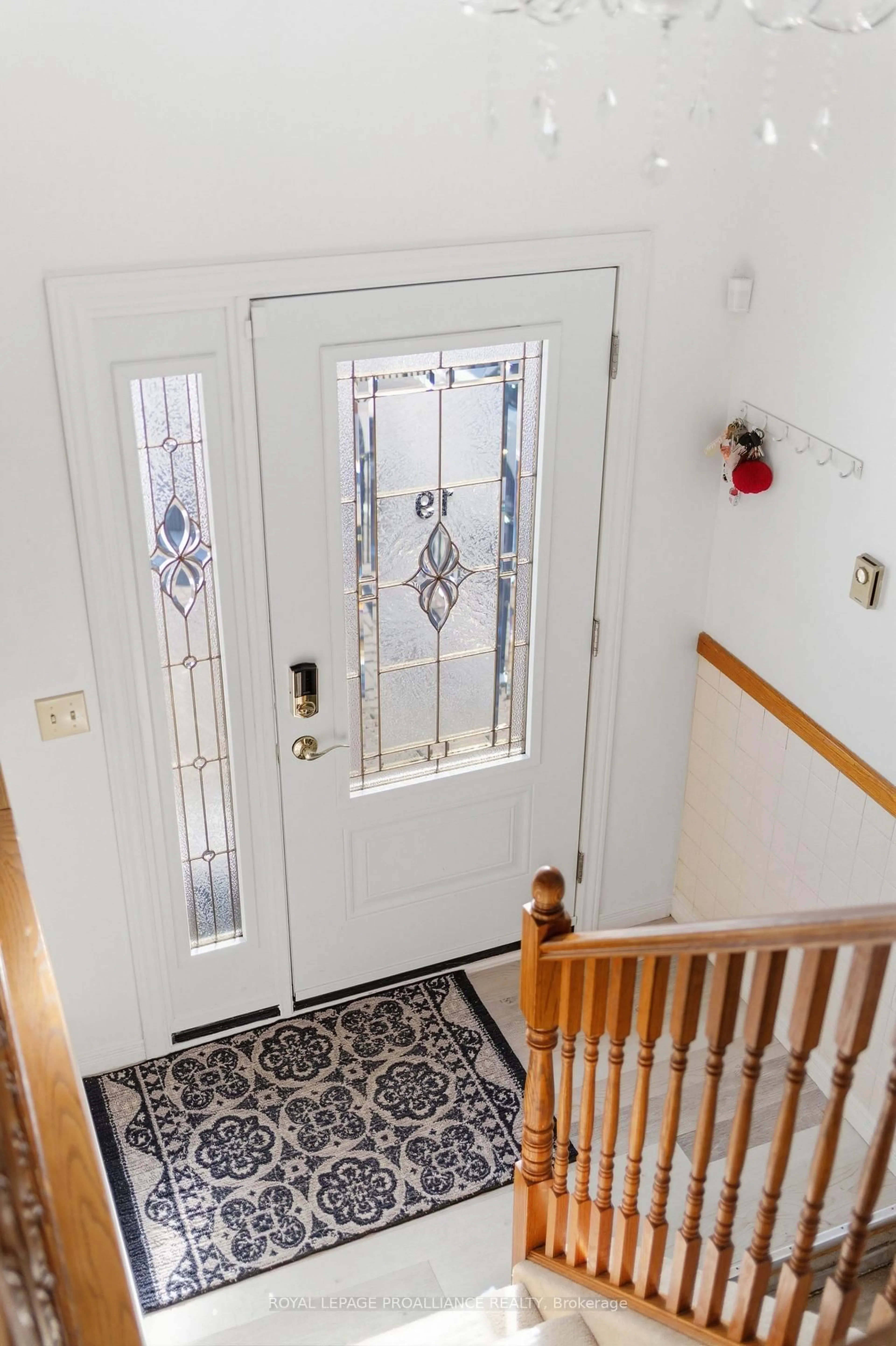 Indoor entryway for 19 Allore Ave, Quinte West Ontario K8V 6K2