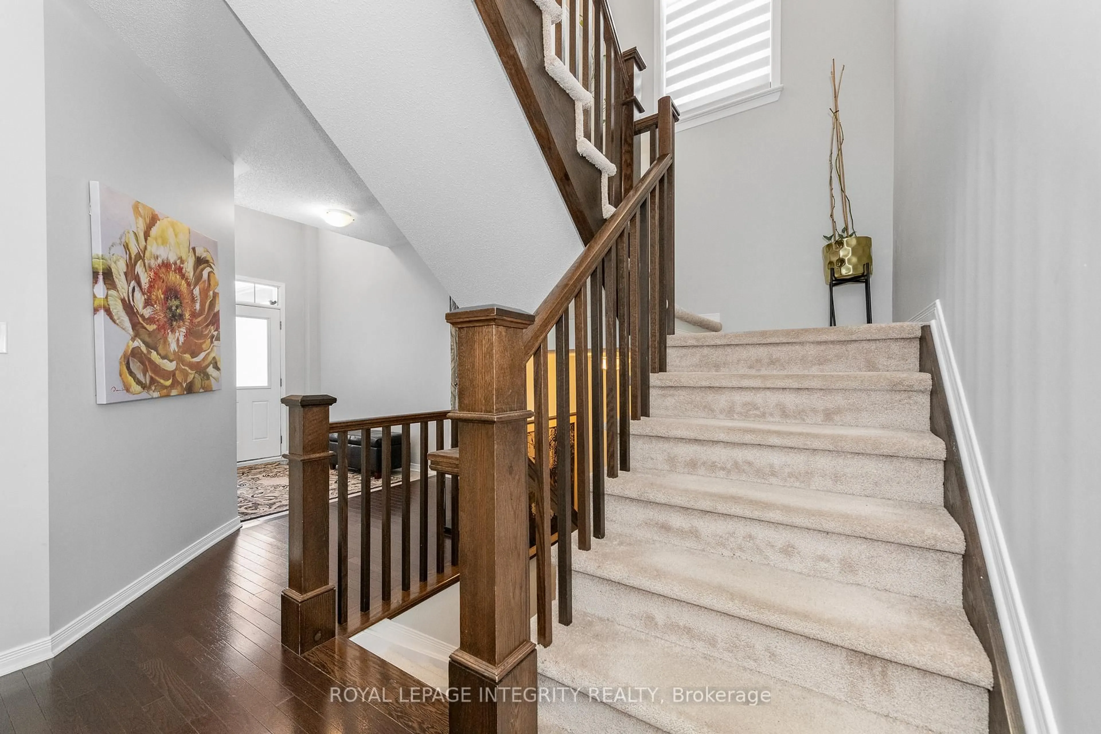 Stairs for 528 Rouncey Rd, Ottawa Ontario K2V 0E2