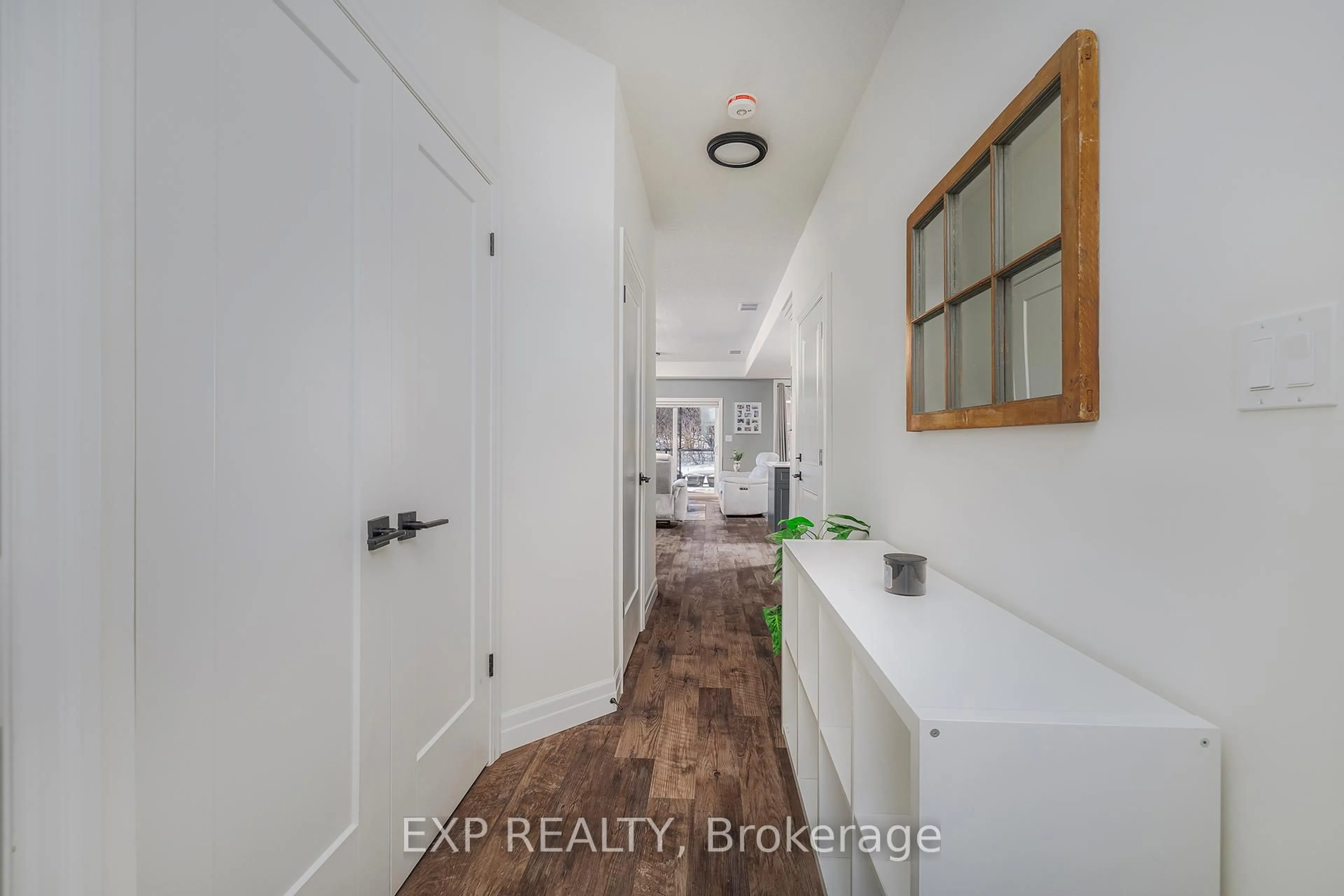 Indoor entryway for 147 Pugh St, Perth East Ontario N0K 1M0