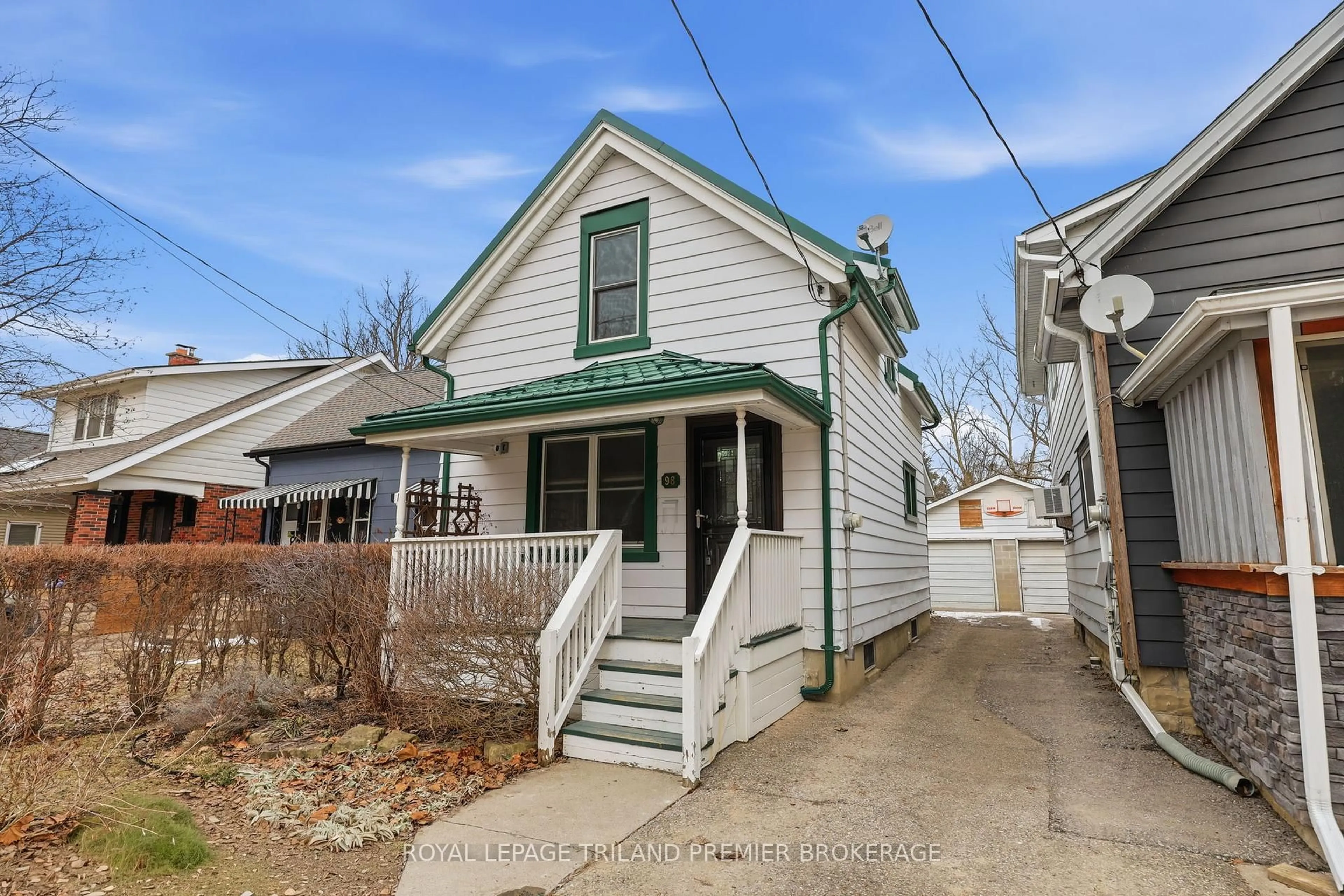 Unknown for 98 BRISCOE St, London South Ontario N6C 1X2