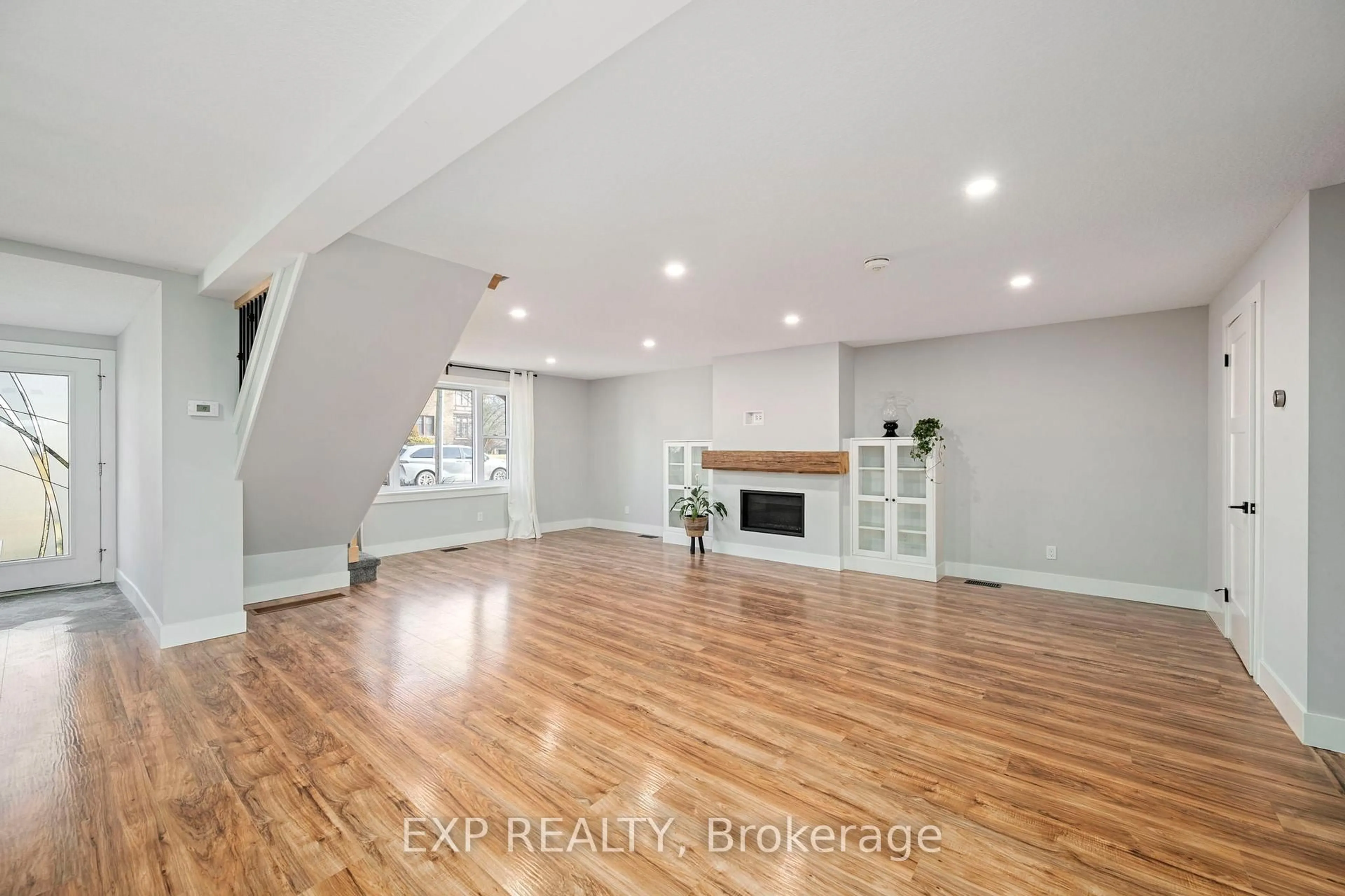 Unknown for 164 Nancy St, Dutton/Dunwich Ontario N0L 1J0