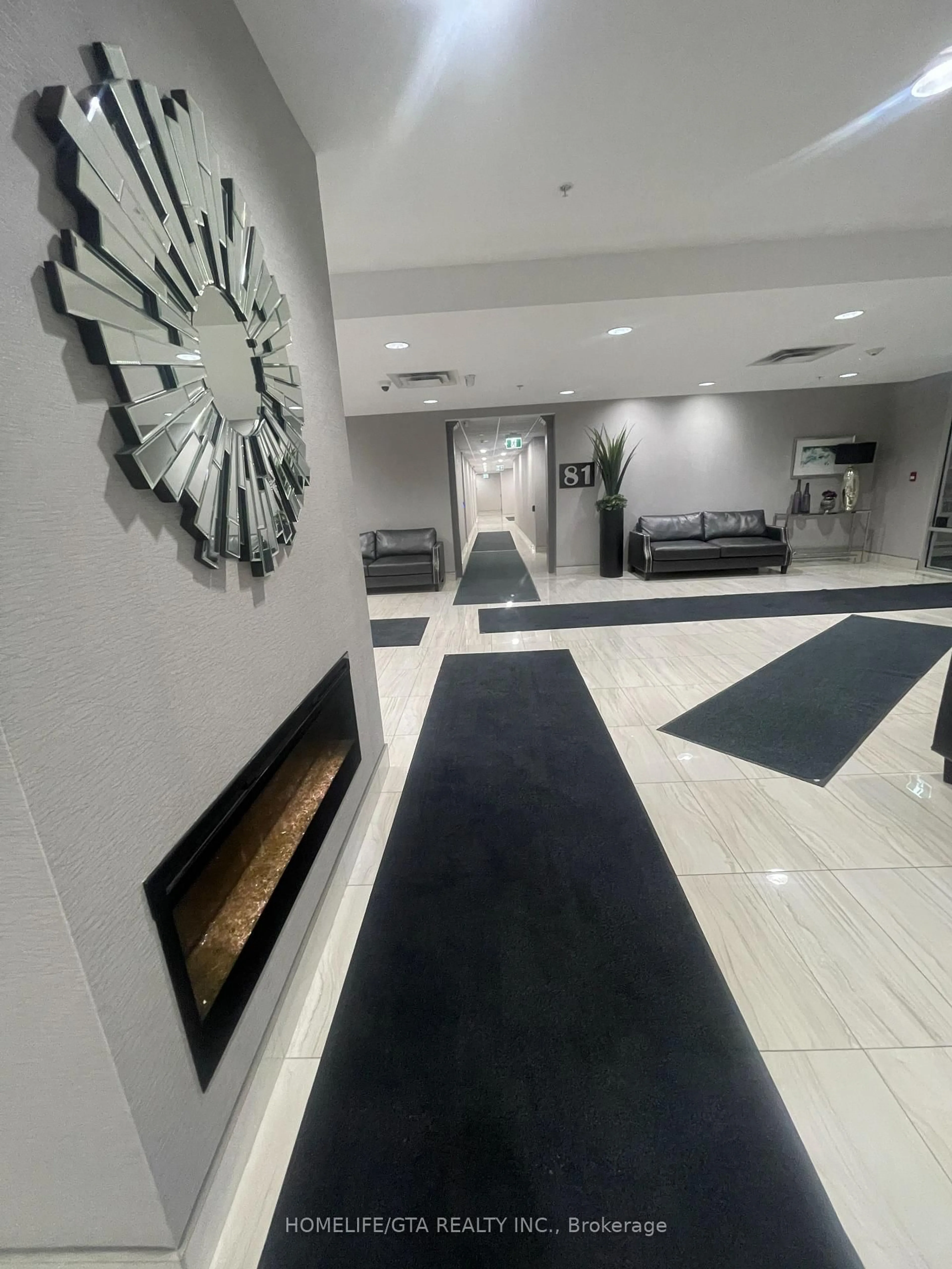 Lobby for 81 Robinson St #602, Hamilton Ontario L8P 0C2