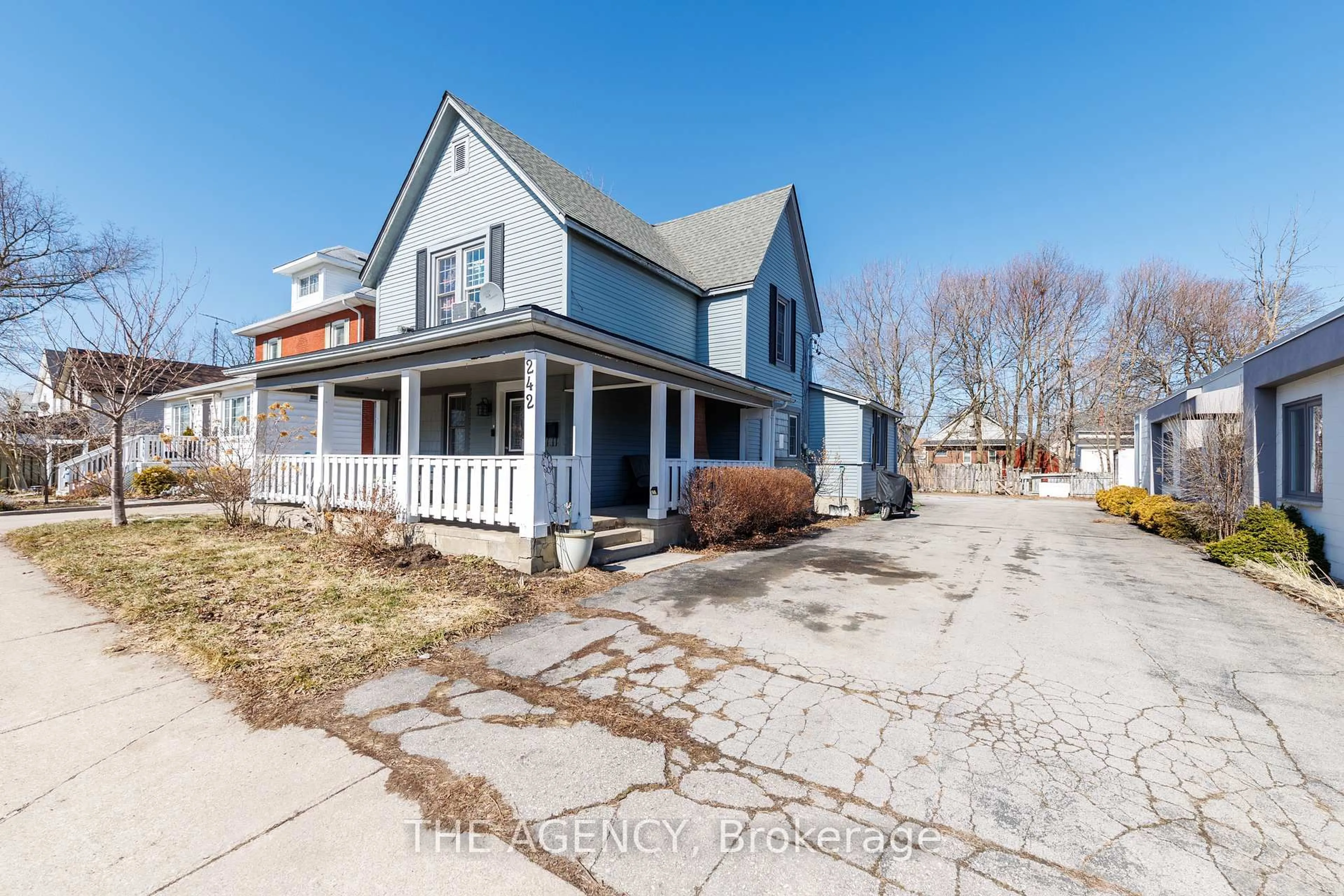 Unknown for 242 Jarvis St, Fort Erie Ontario L2A 2S5