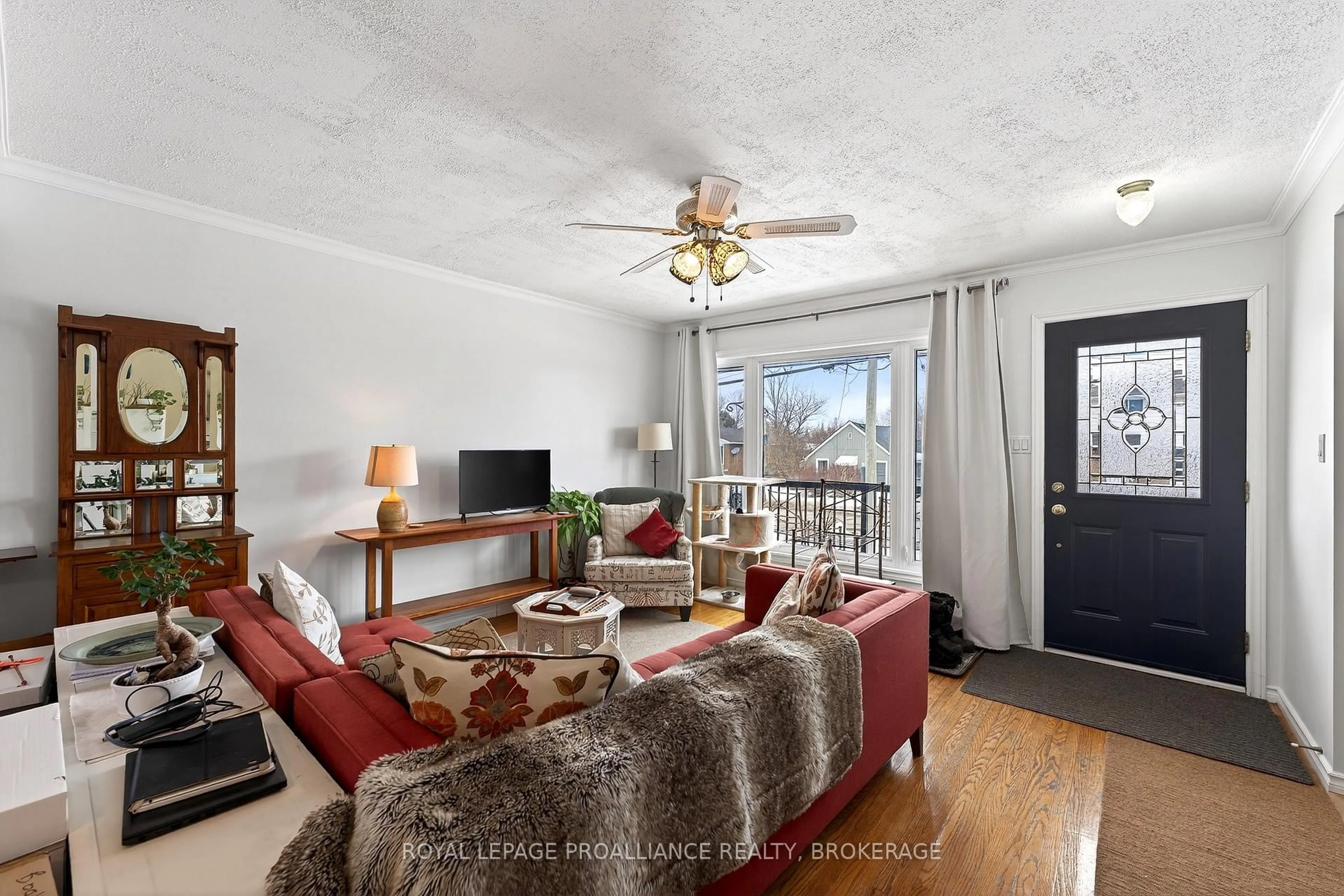 Living room with furniture, unknown for 80 Butler St, Kingston Ontario K7K 5A4