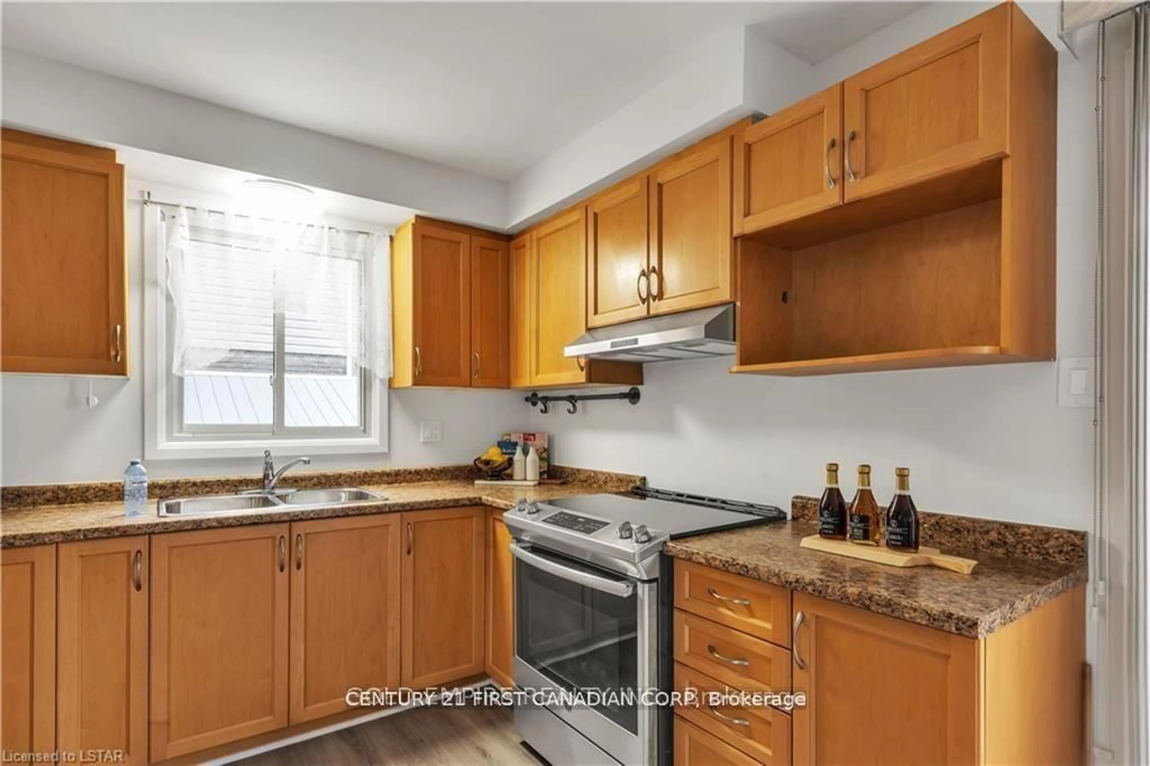 Standard kitchen, unknown for 53 Archer Cres, London South Ontario N6E 2A4