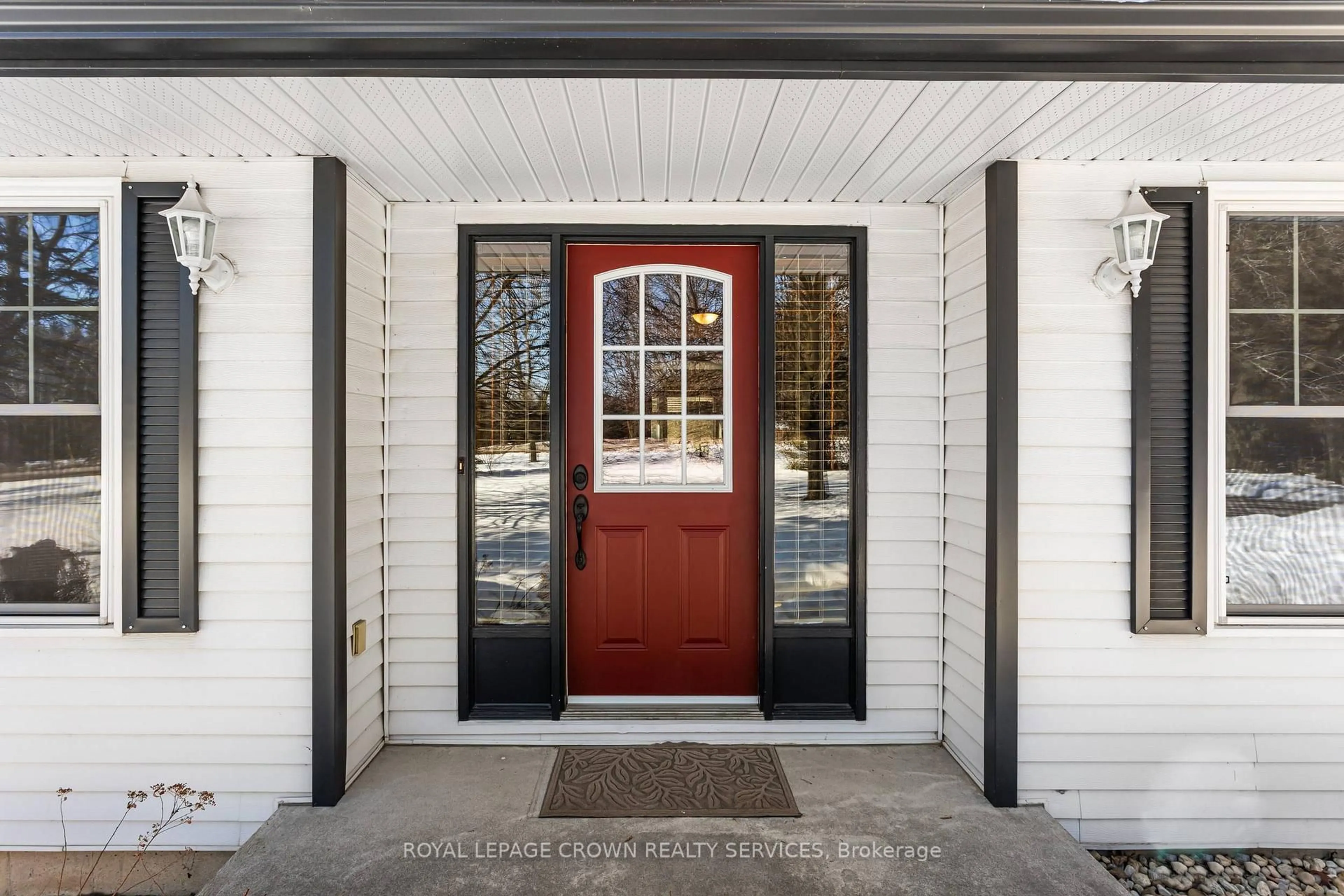 Indoor entryway for 4944 Wellington Rd 29, Guelph/Eramosa Ontario N1H 6H8