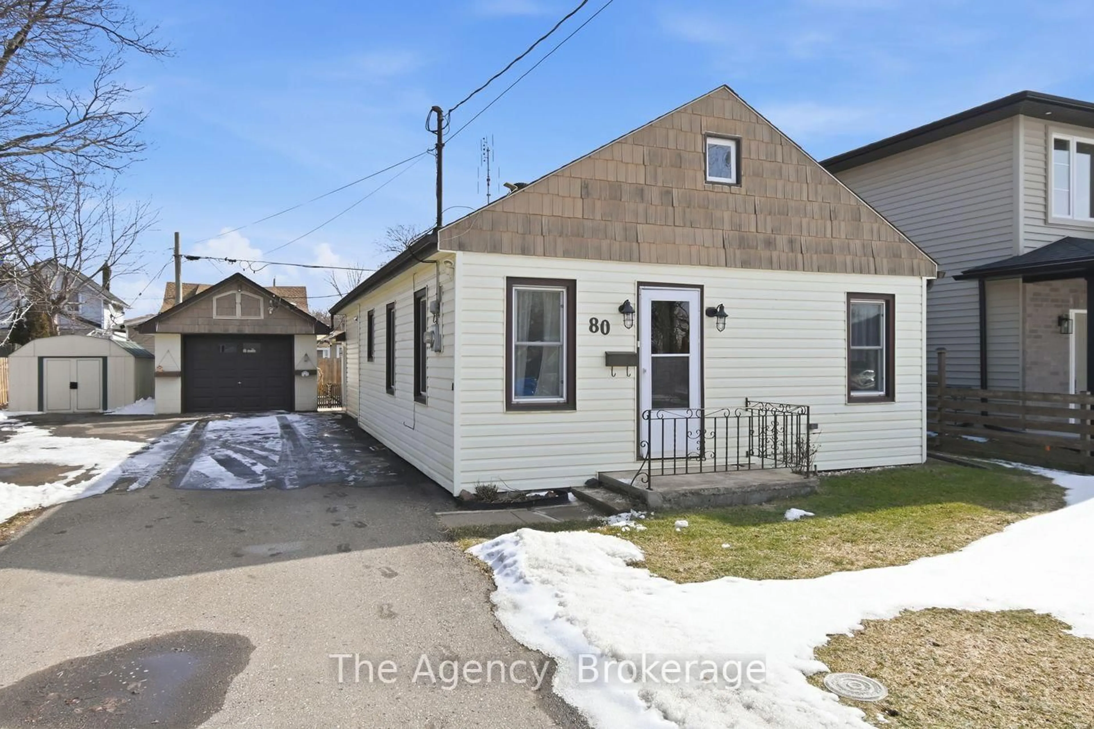 Unknown for 80 Knoll St, Port Colborne Ontario L3K 5A6