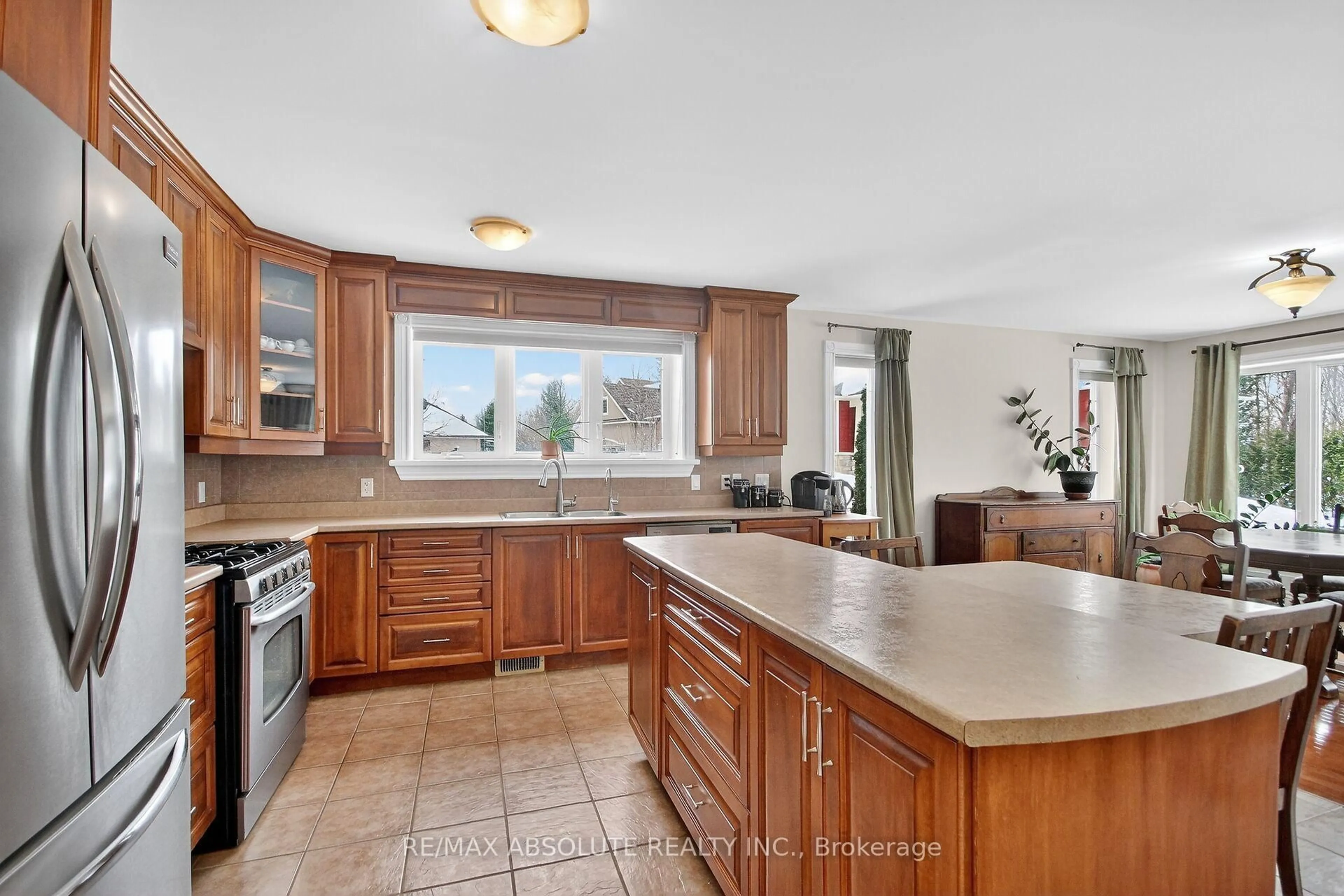 Open concept kitchen, ceramic/tile floor for 223 Jensen Crt, Carp Ontario K0A 1L0