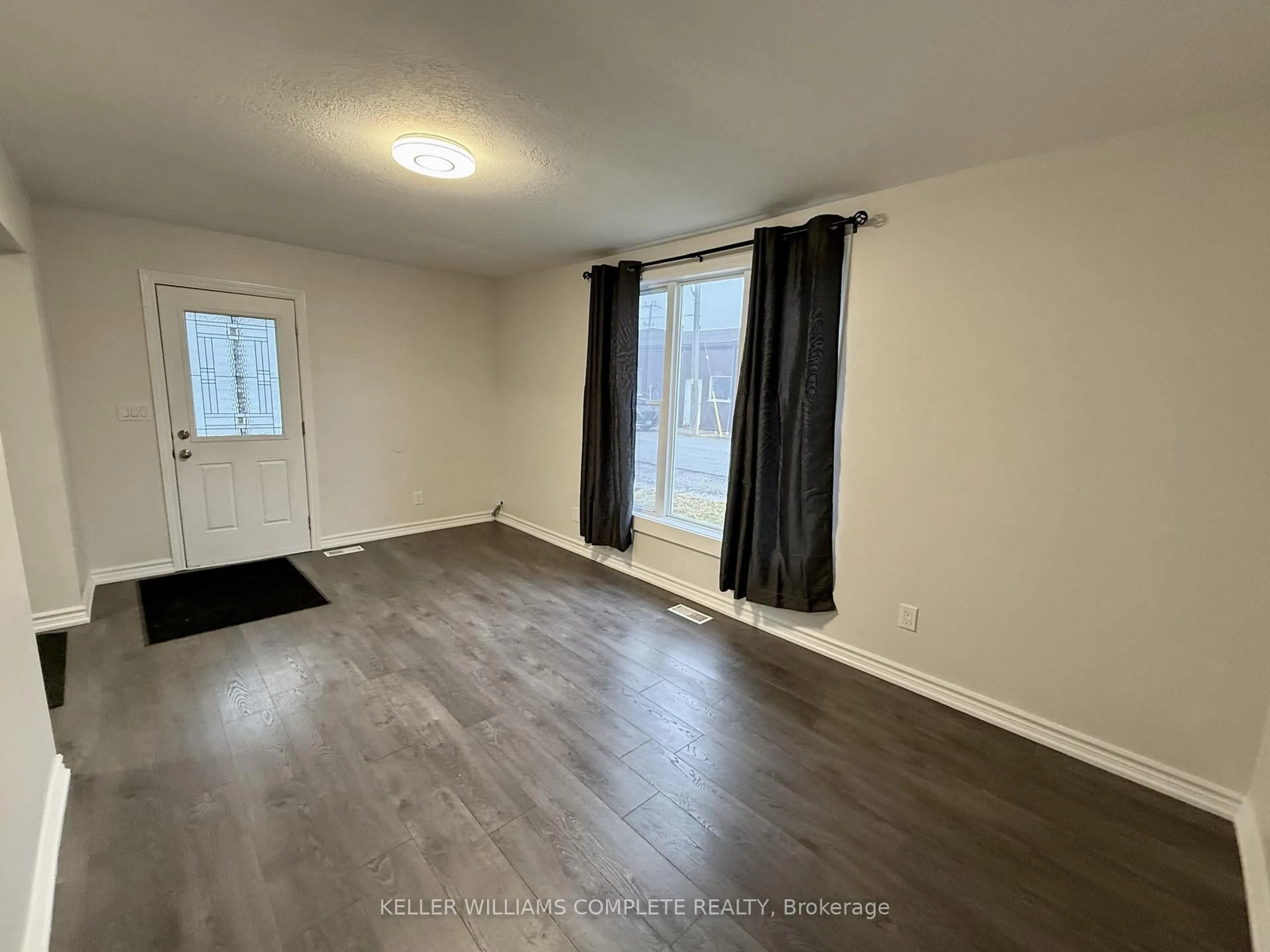 A pic of a room for 318 Lafontaine St, Chatham-Kent Ontario N8A 4H9