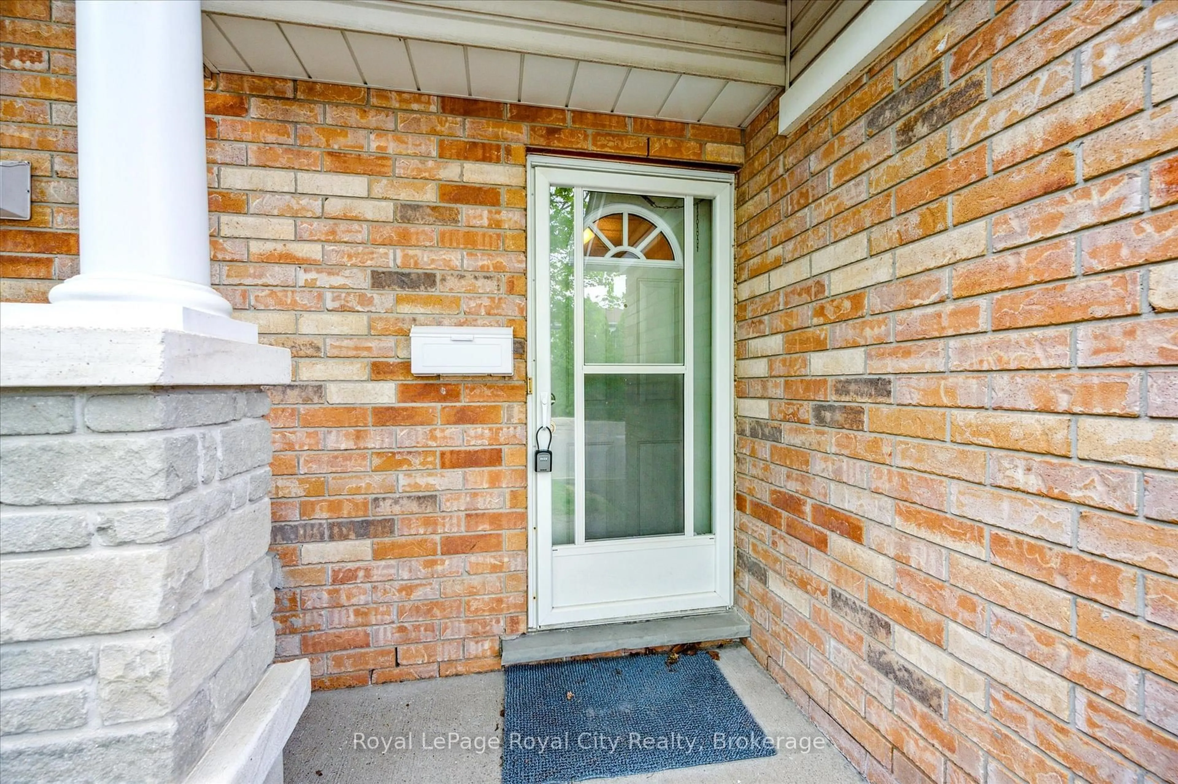 Indoor entryway for 66 Rodgers Rd #2, Guelph Ontario N1G 4Y5
