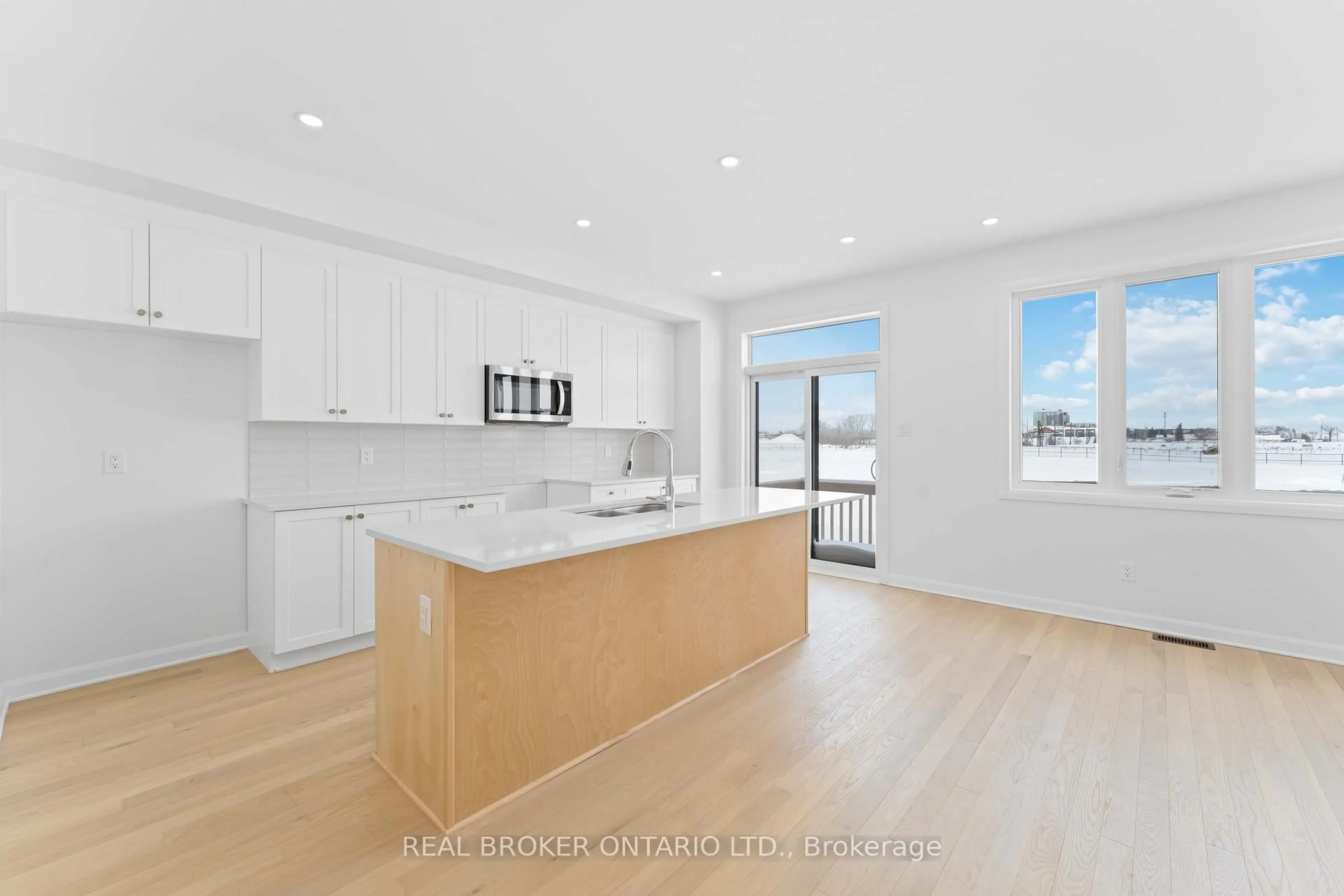 Open concept kitchen, unknown for 661 Hamsa St, Ottawa Ontario K2J 6Z7