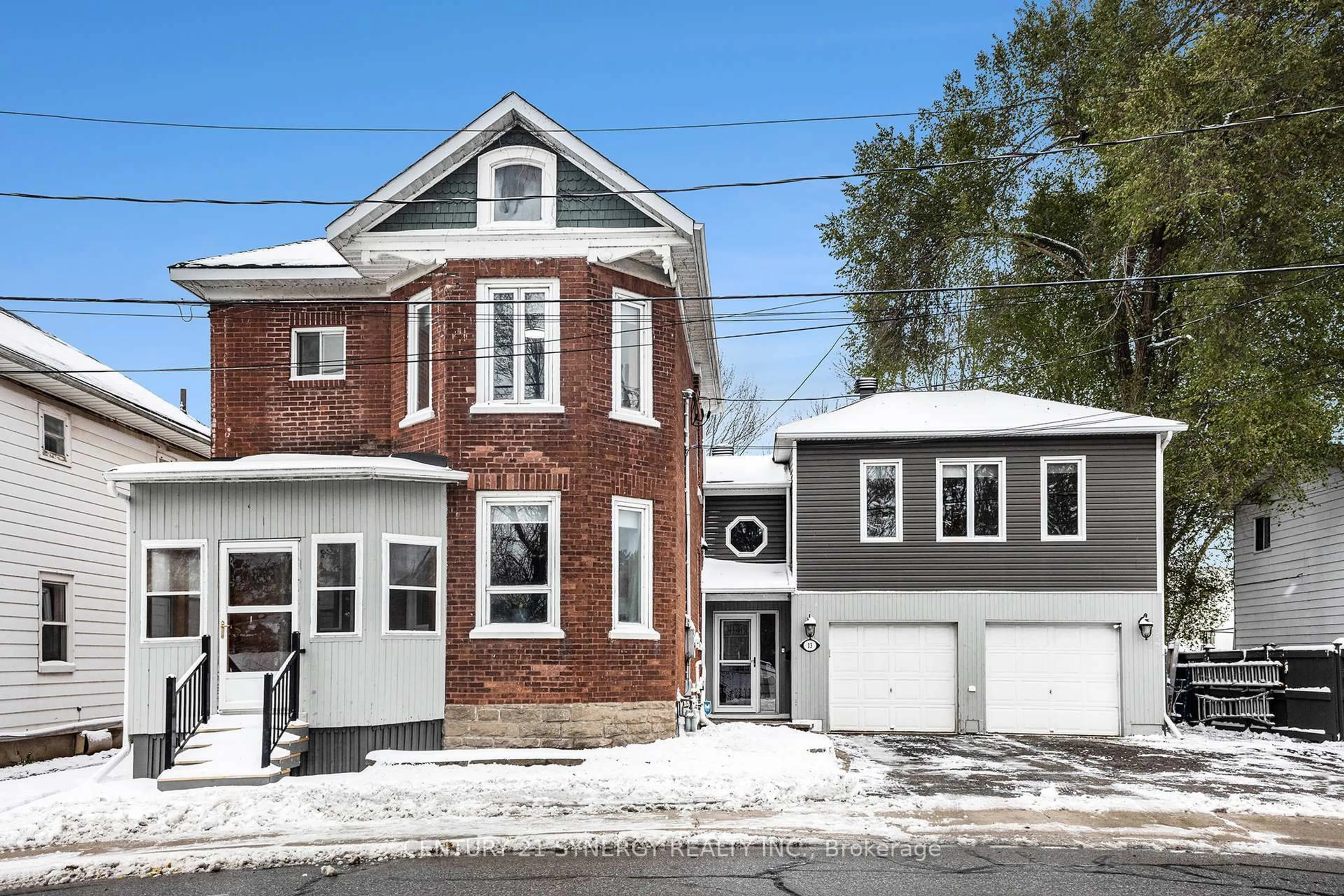 Home with brick exterior material, street for 13 Lombard St, Smiths Falls Ontario K7A 4E8