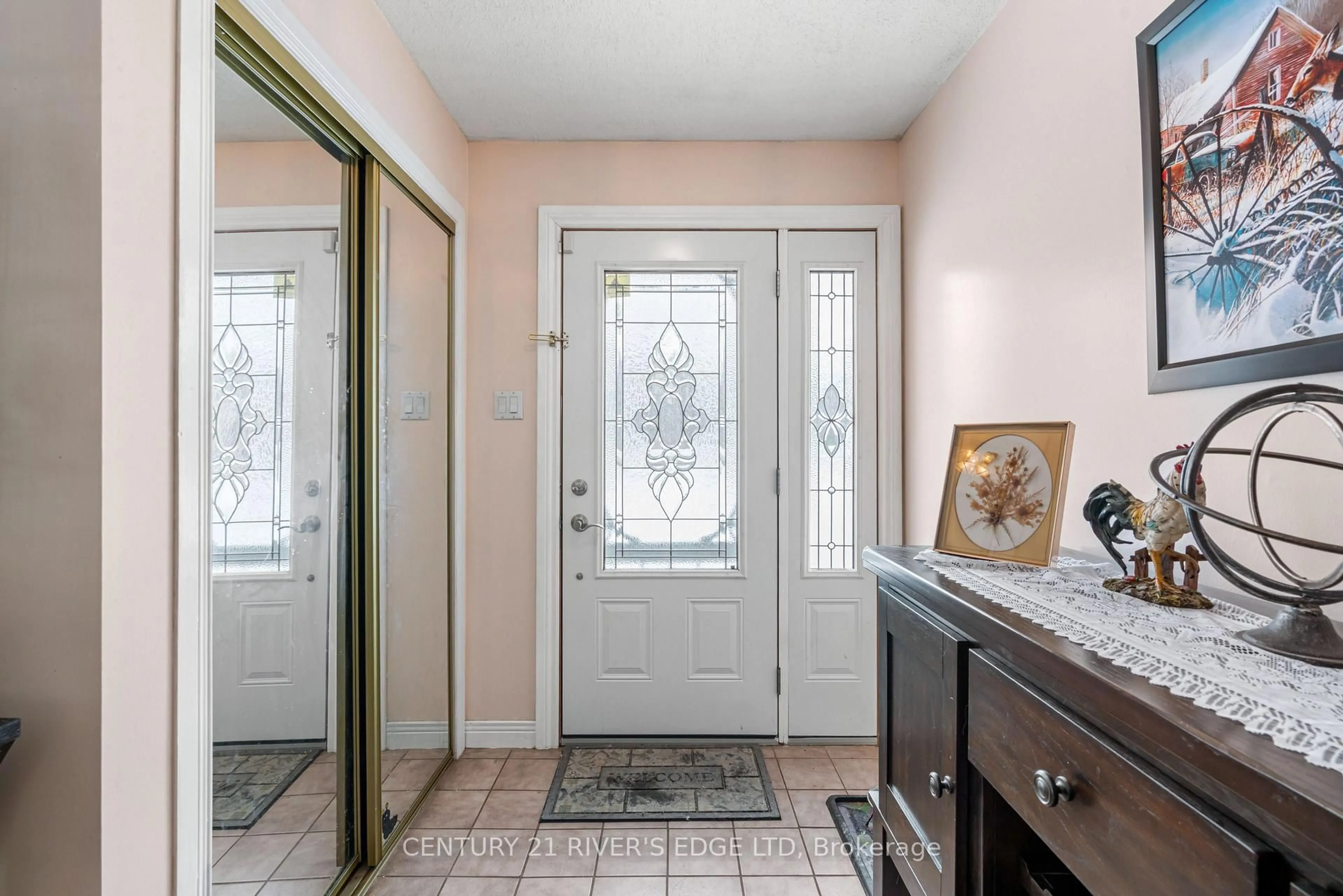 Indoor entryway for 5429 County Road 16 Brinston Rd, South Dundas Ontario K0E 1E0