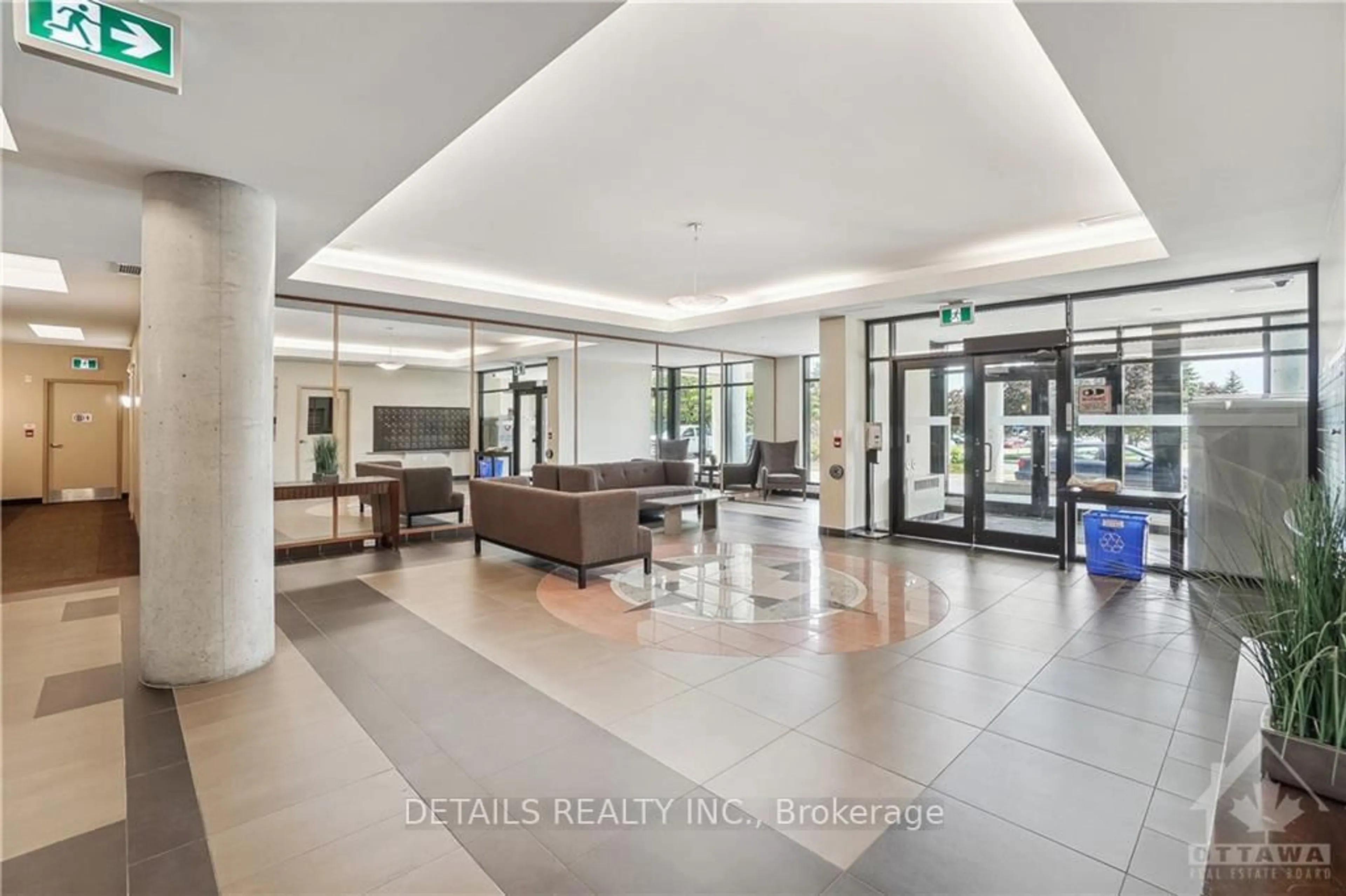 Lobby for 100 Roger Guindon Ave #402, Ottawa Ontario K1G 3Z7