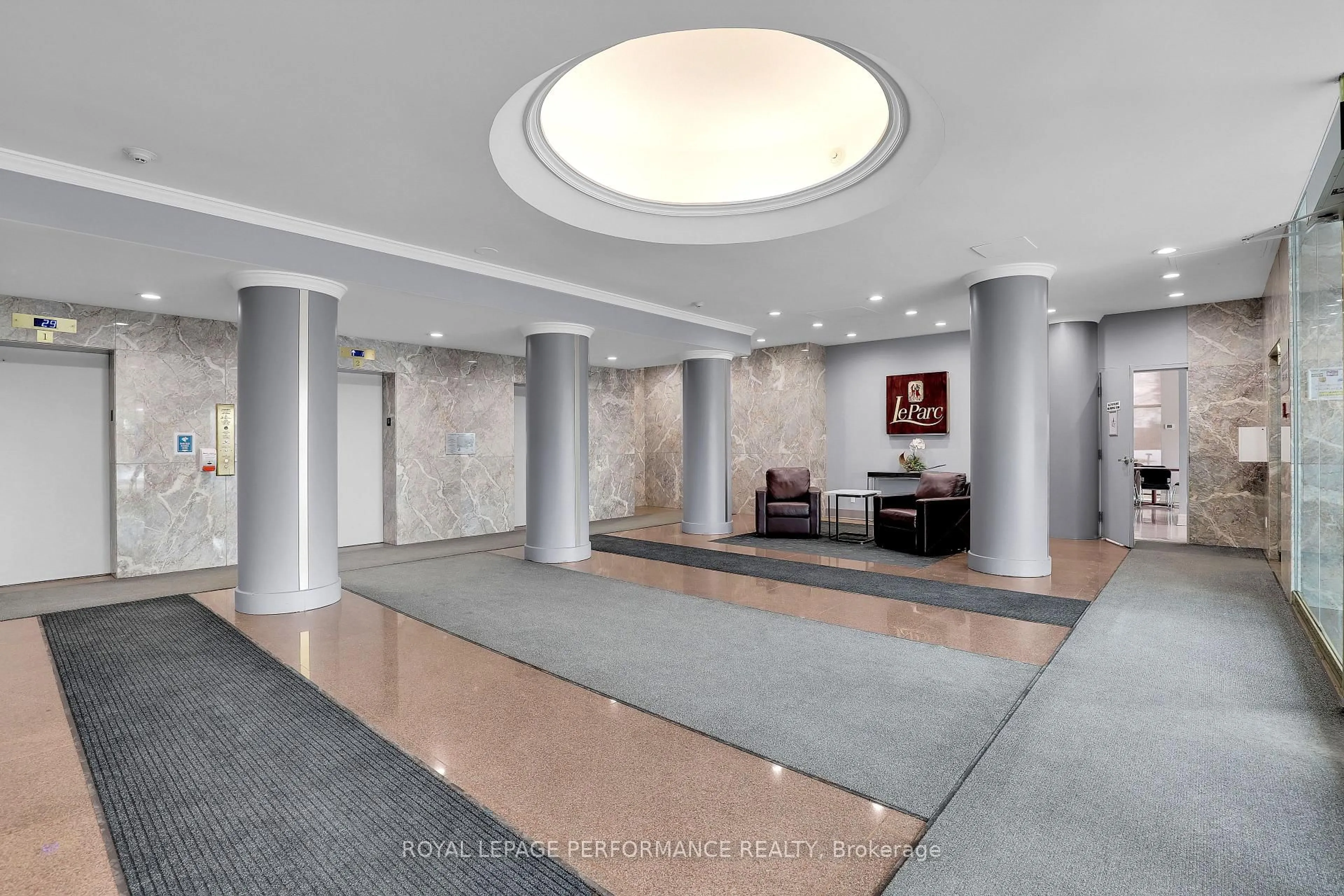 Unknown for 545 St Laurent Blvd #2708, Ottawa Ontario K1K 4H9