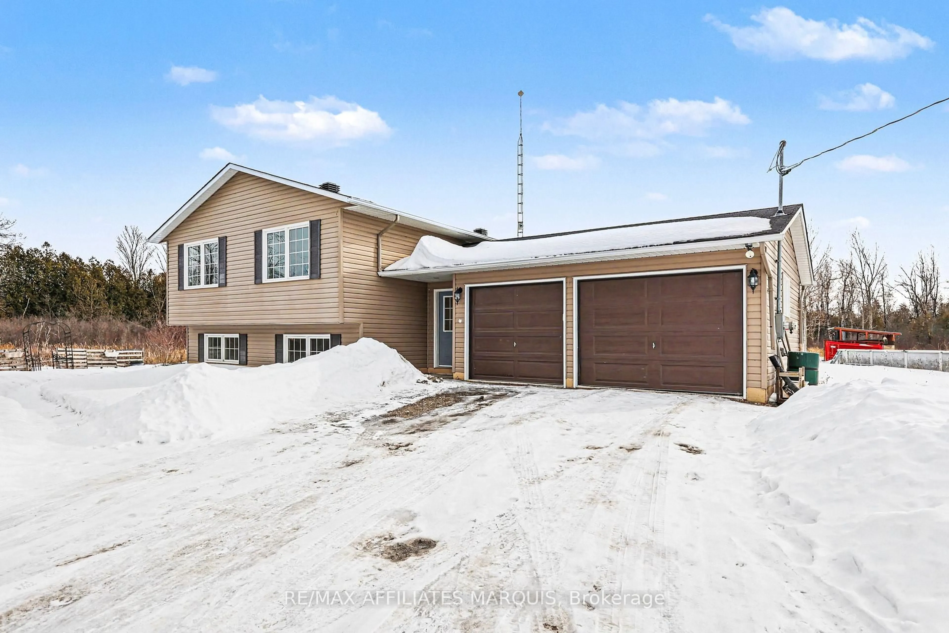 Unknown for 2135 Rosedale Rd, Smiths Falls Ontario K7A 4S4