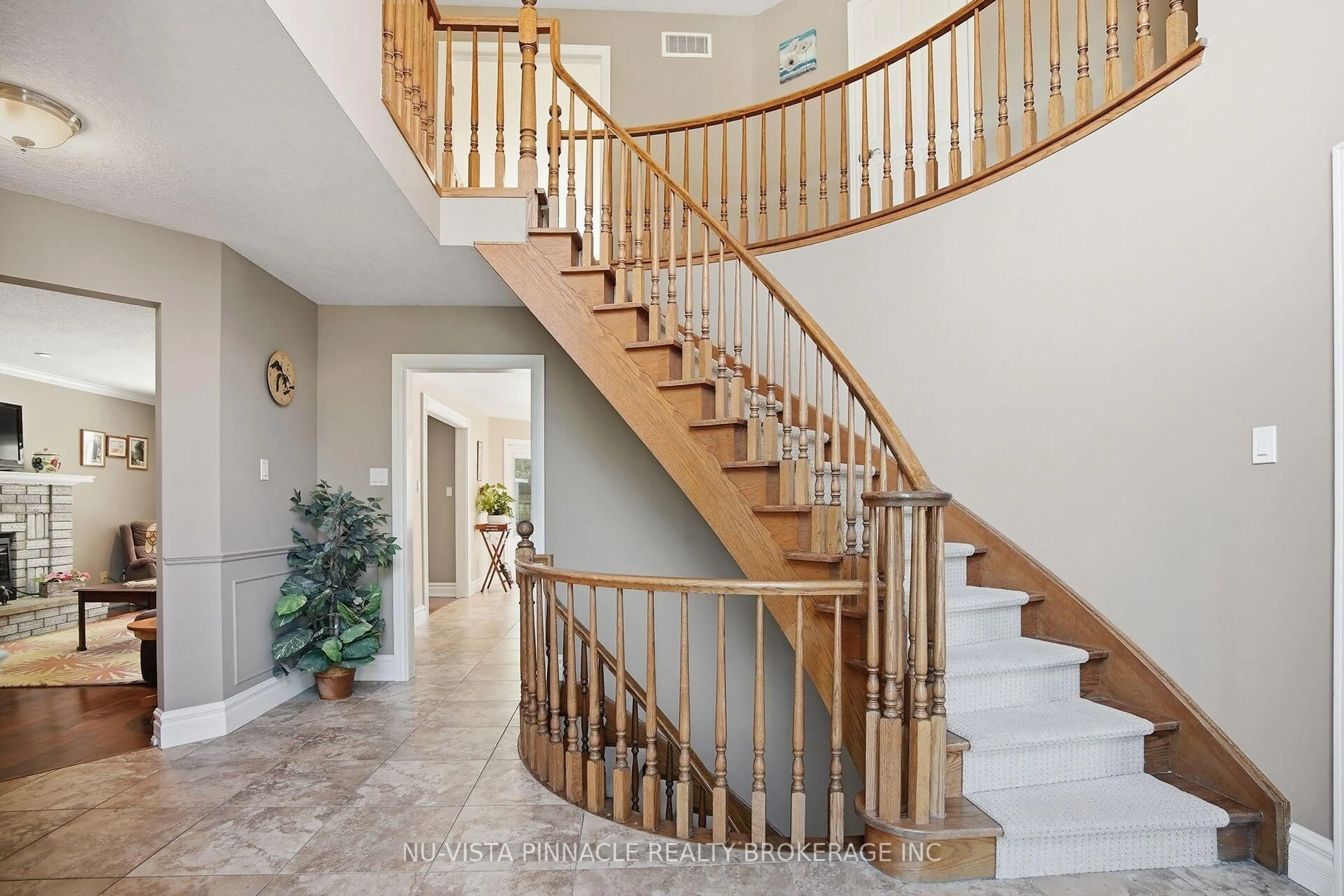 Unknown for 532 Rosecliffe Terr, London South Ontario N6K 4H6