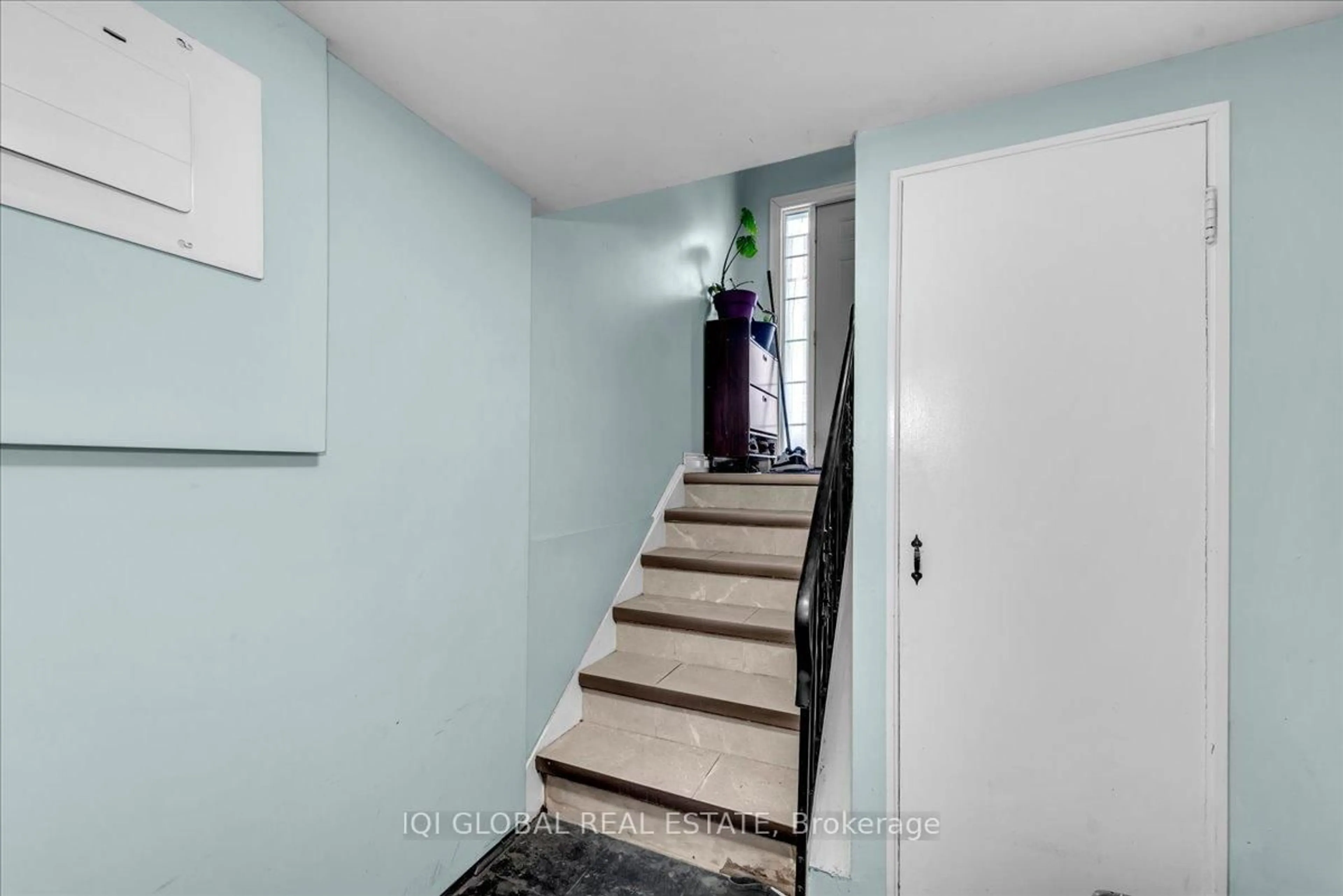 Unknown for 134 Thaler Ave, Kitchener Ontario N2A 1R5