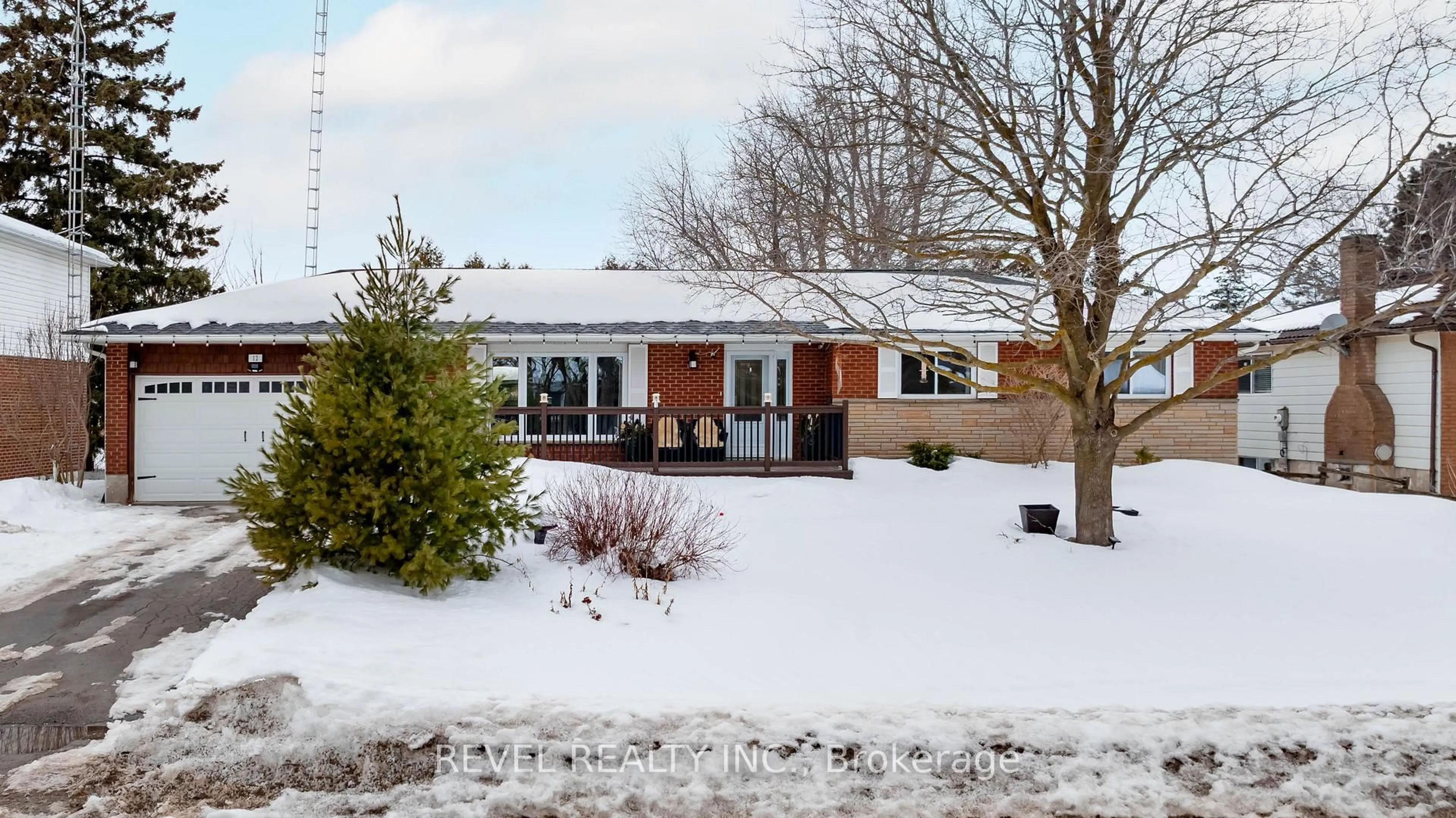 A pic from outside/outdoor area/front of a property/back of a property/a pic from drone, street for 12 Victoria Blvd, East Garafraxa Ontario L9W 7L6