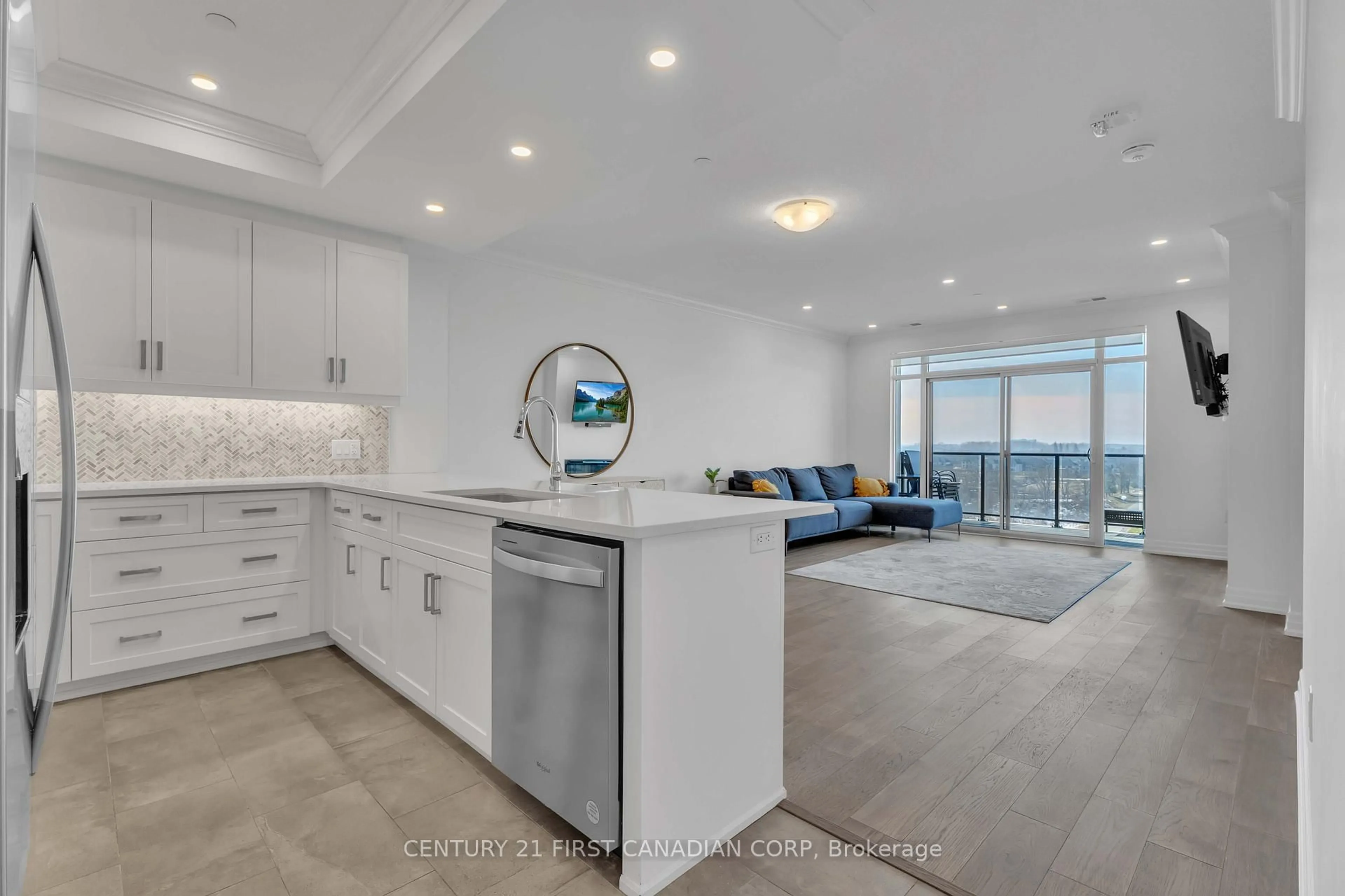 Open concept kitchen, ceramic/tile floor for 460 Callaway Rd #813, London North Ontario N6P 1H5