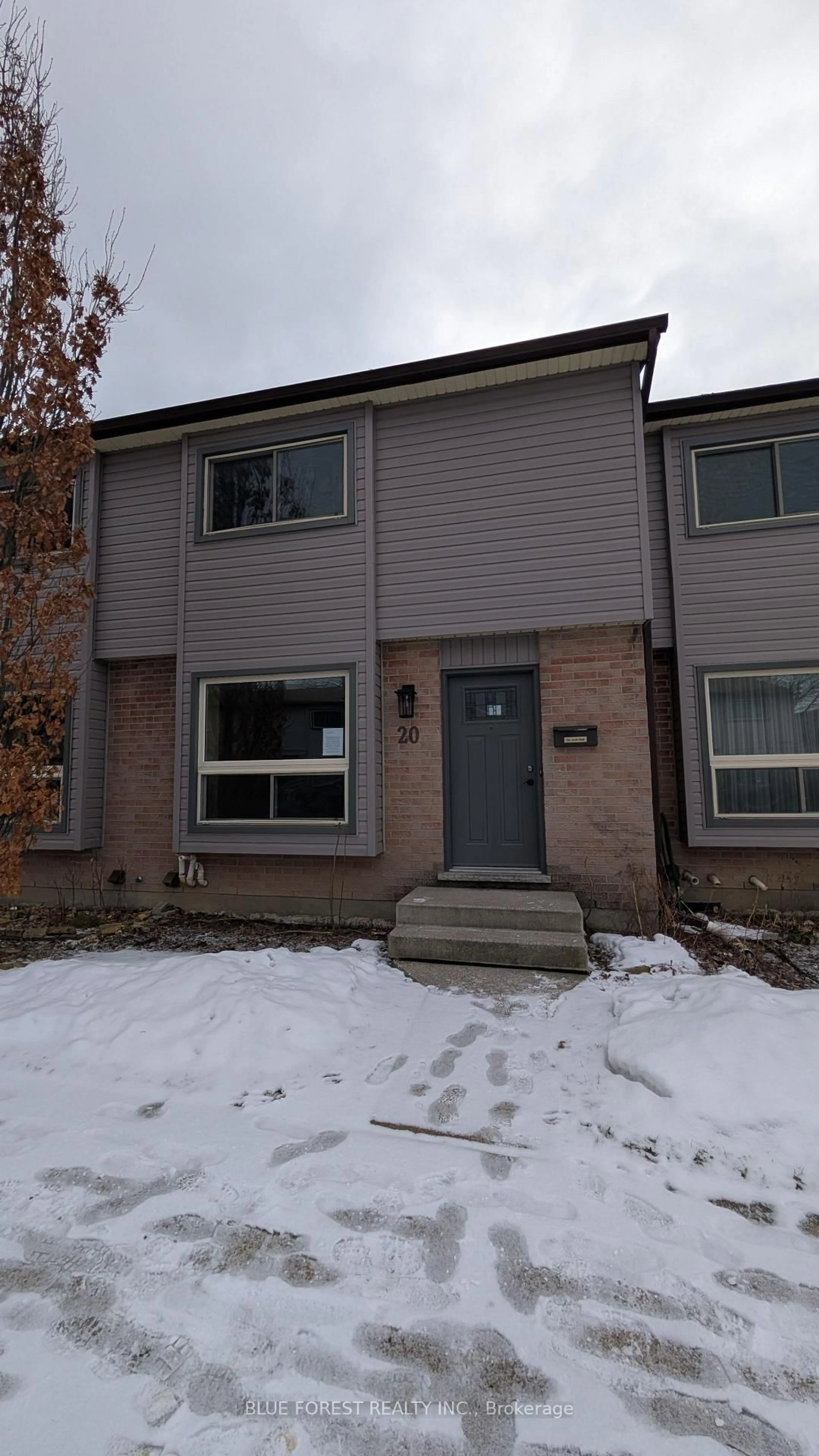 Unknown for 253 Taylor St #20, London East Ontario N5Y 2J6