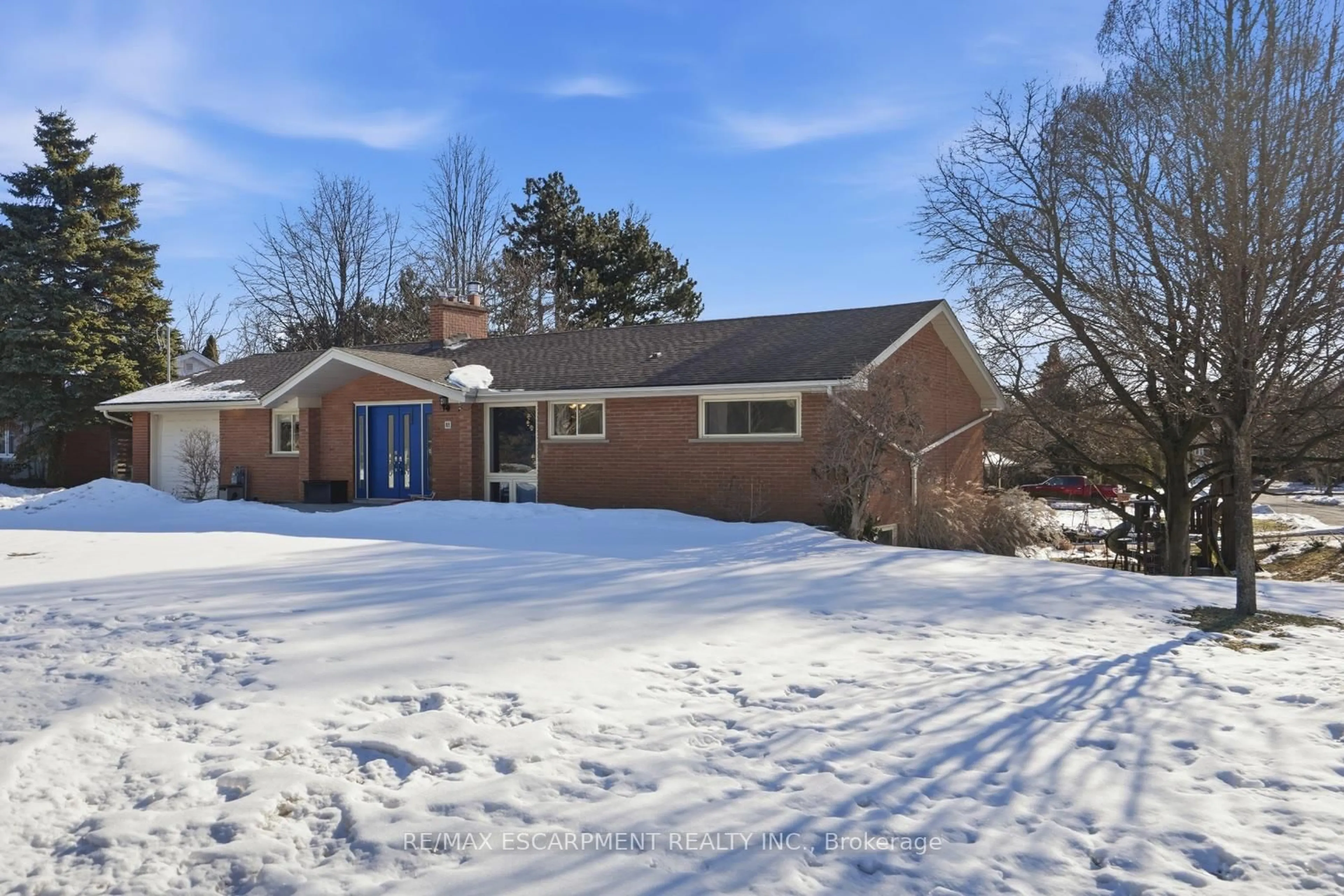 Unknown for 81 Thomson Dr, Hamilton Ontario L8B 0G5