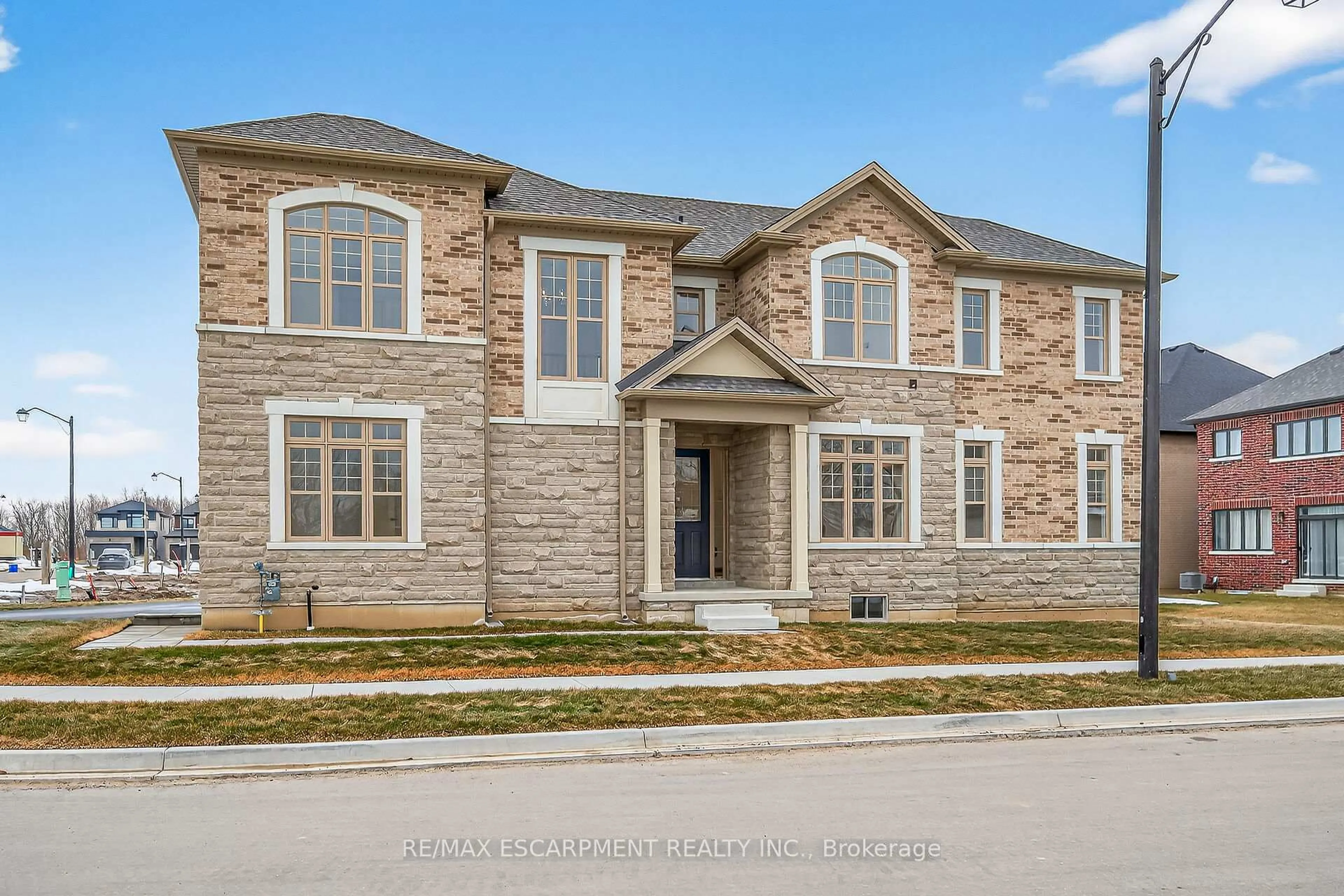 Home with brick exterior material, street for 43 Shady Oaks Tr, Hamilton Ontario L9B 0E9