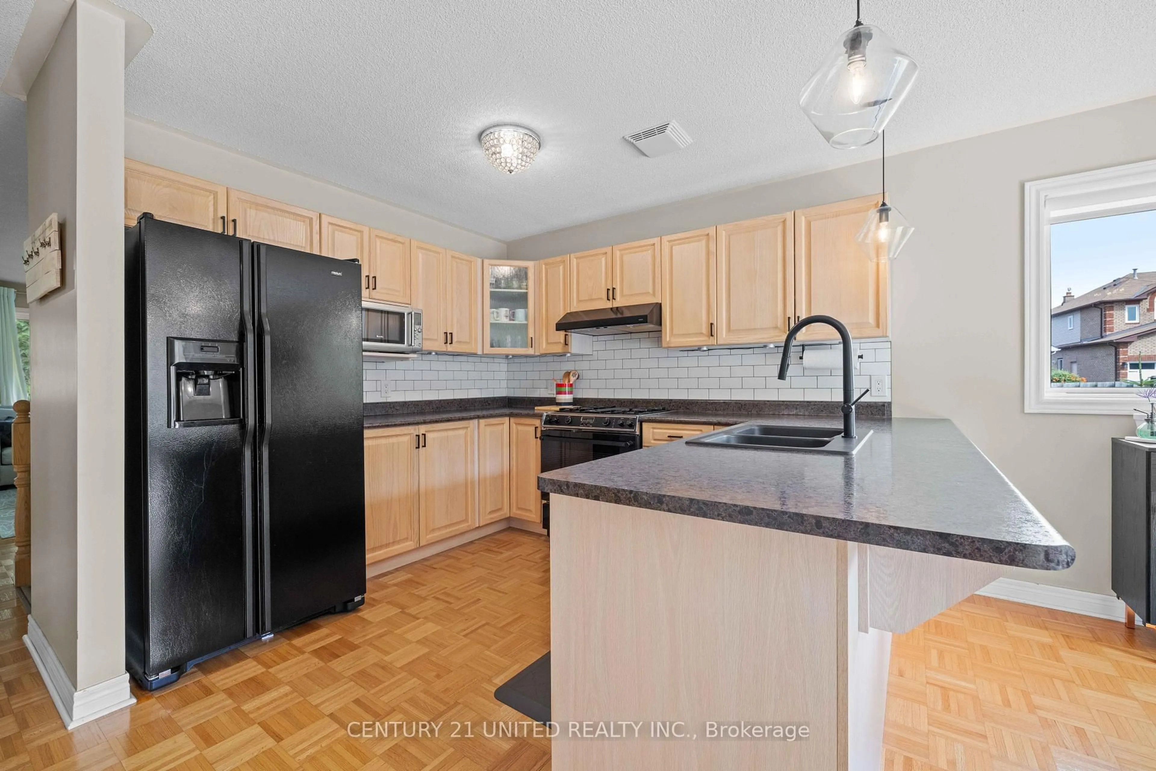 Standard kitchen, unknown for 487 Fortye Dr, Peterborough West Ontario K9K 2H1