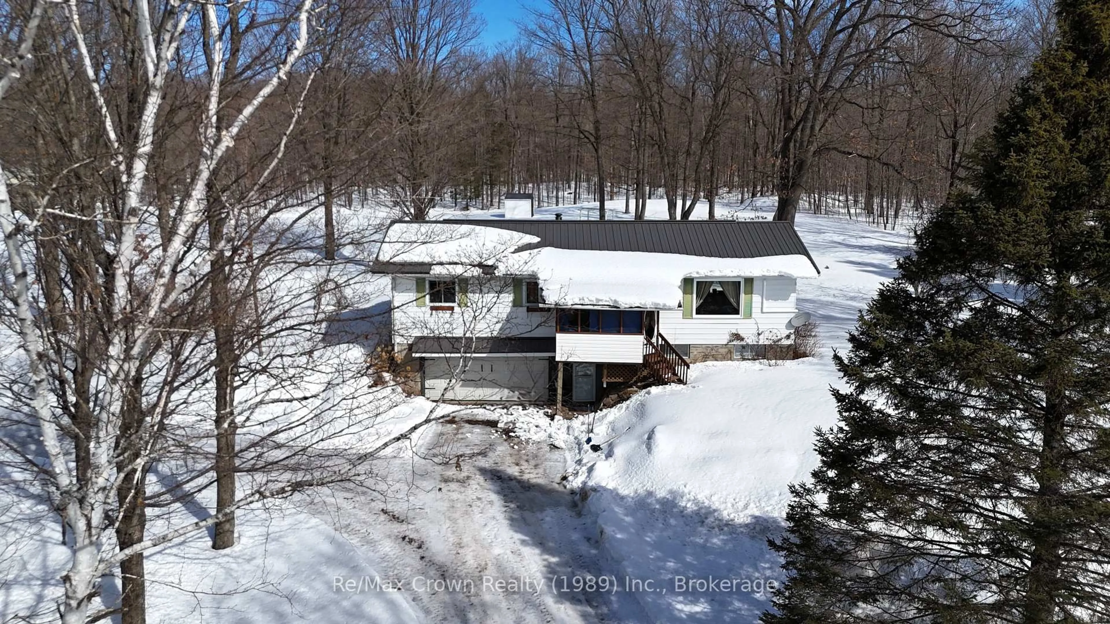 A pic from outside/outdoor area/front of a property/back of a property/a pic from drone, unknown for 7916 Highway 534 Highway, Parry Sound Remote Area Ontario P0H 2R0