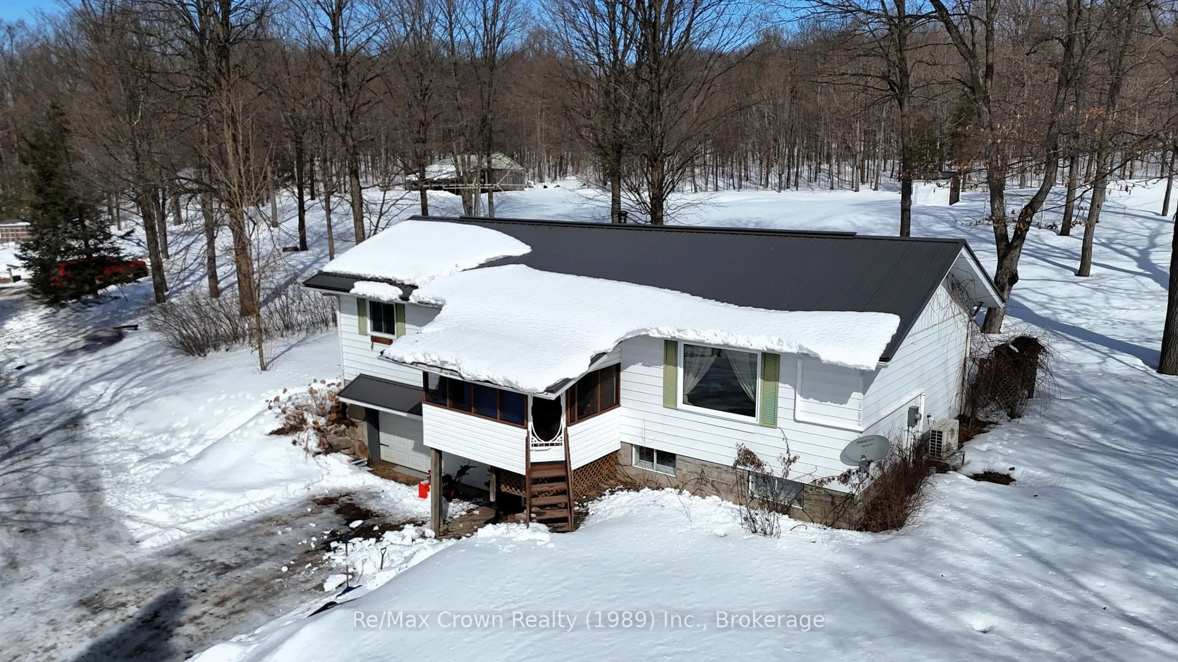 A pic from outside/outdoor area/front of a property/back of a property/a pic from drone, unknown for 7916 Highway 534 Highway, Parry Sound Remote Area Ontario P0H 2R0