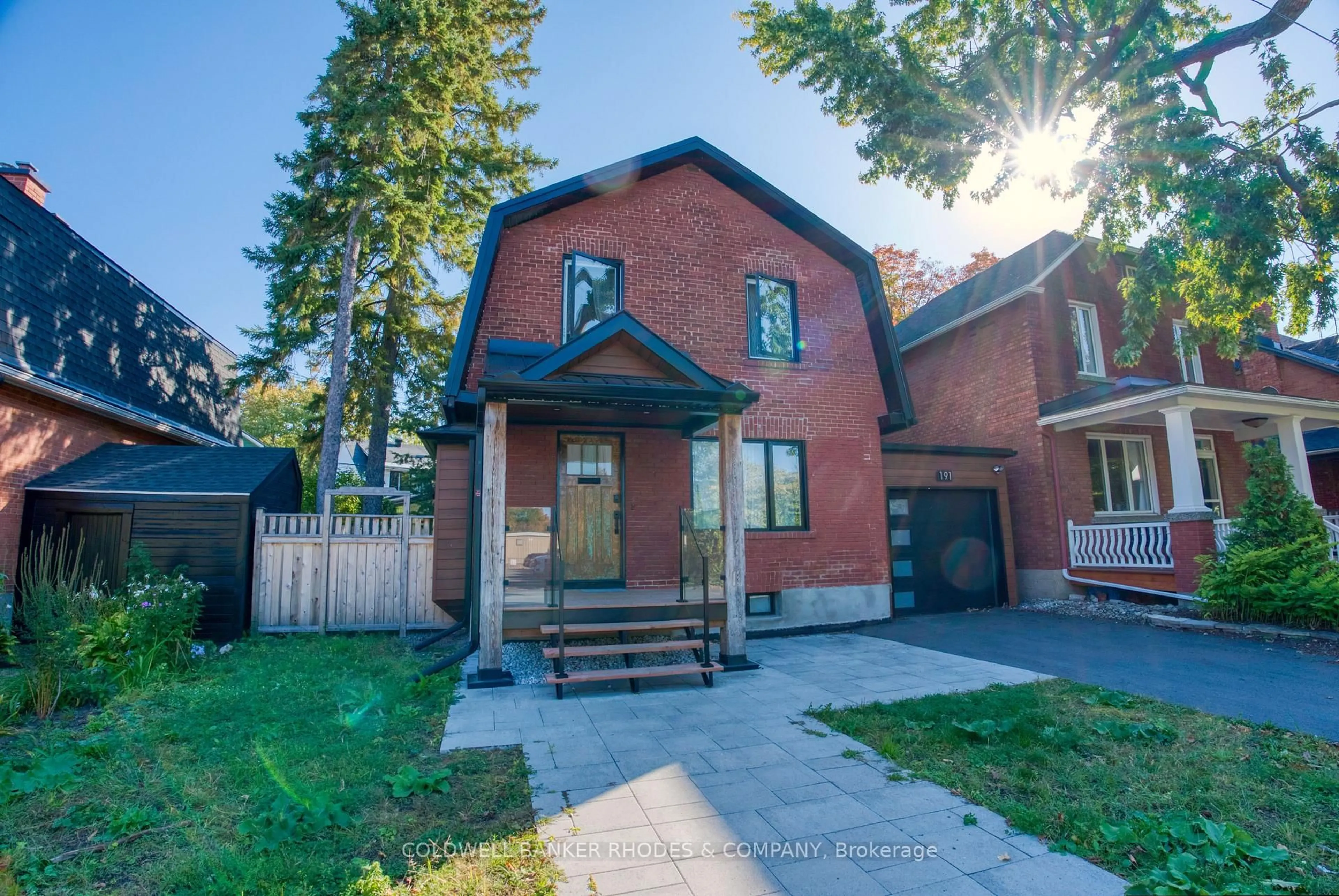 Home with brick exterior material, street for 191 SPRINGFIELD Rd, Ottawa Ontario K1M 1C3