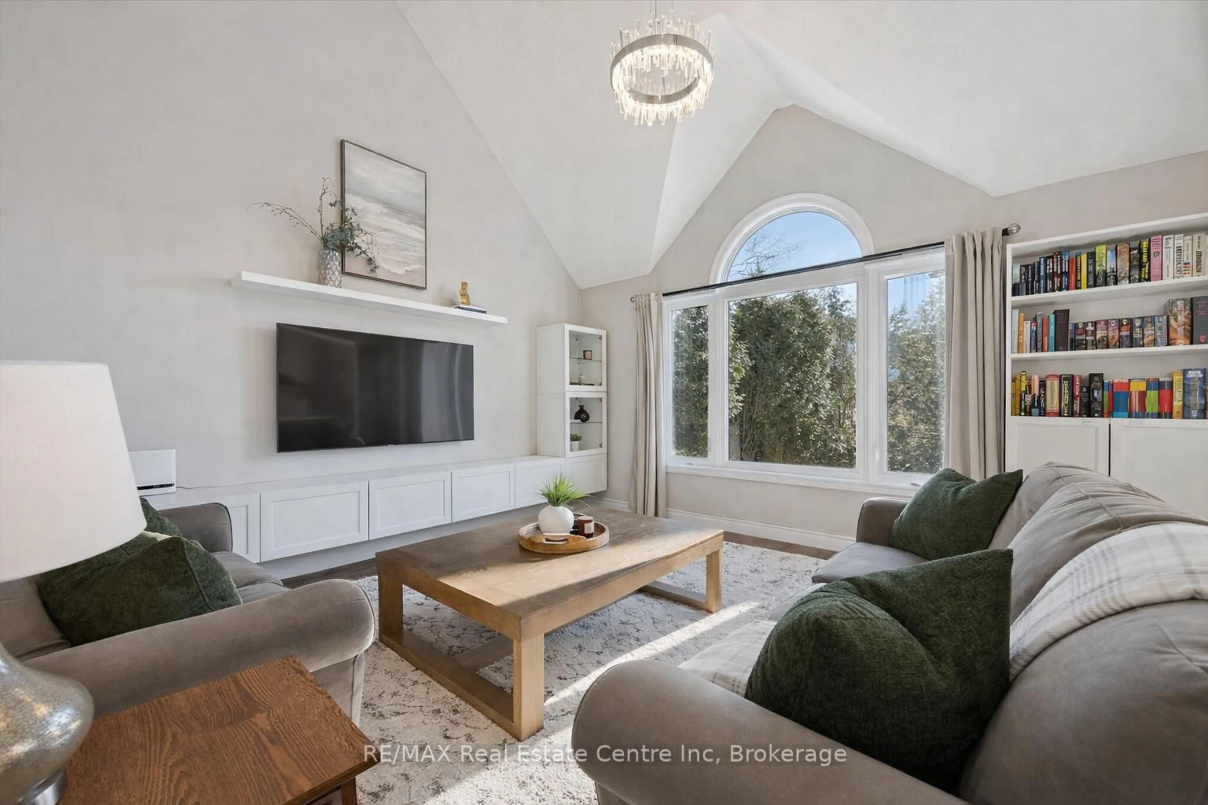 Living room with furniture, unknown for 61 Gaw Cres, Guelph Ontario N1L 1H9