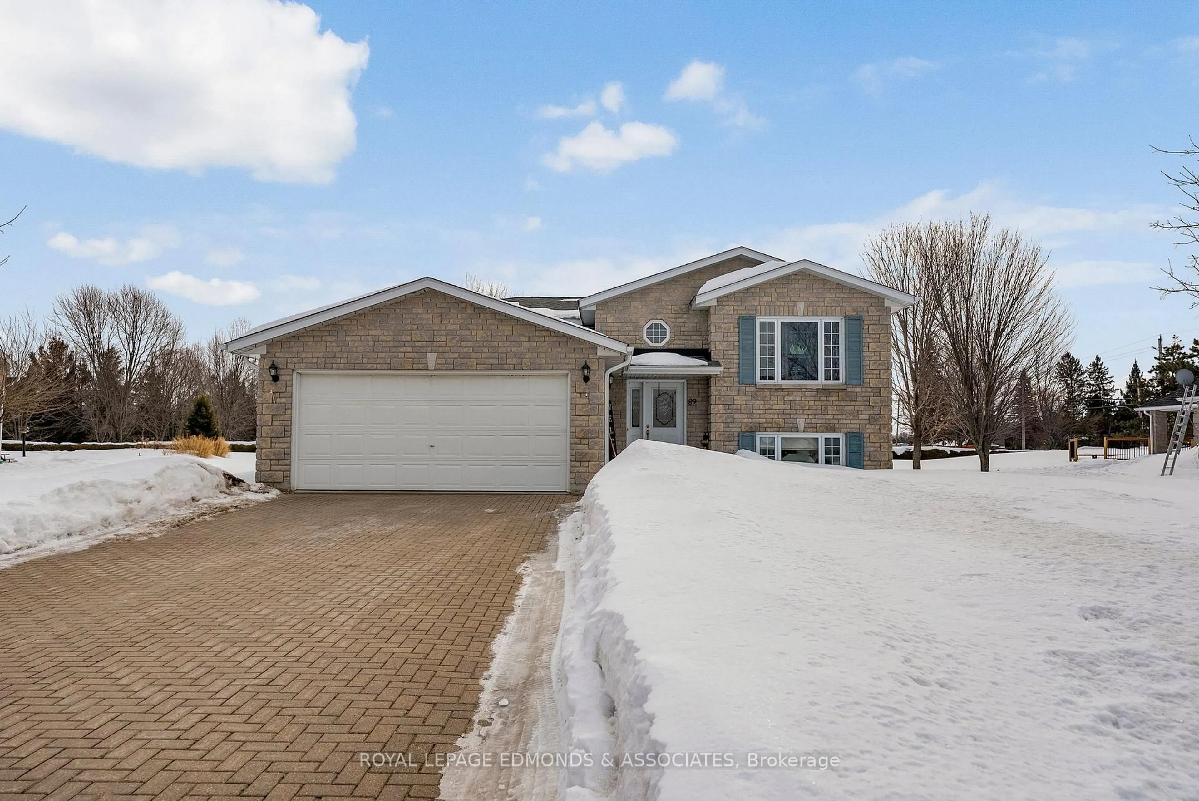 Unknown for 89 Rivercrest Dr, Pembroke Ontario K8A 6W4