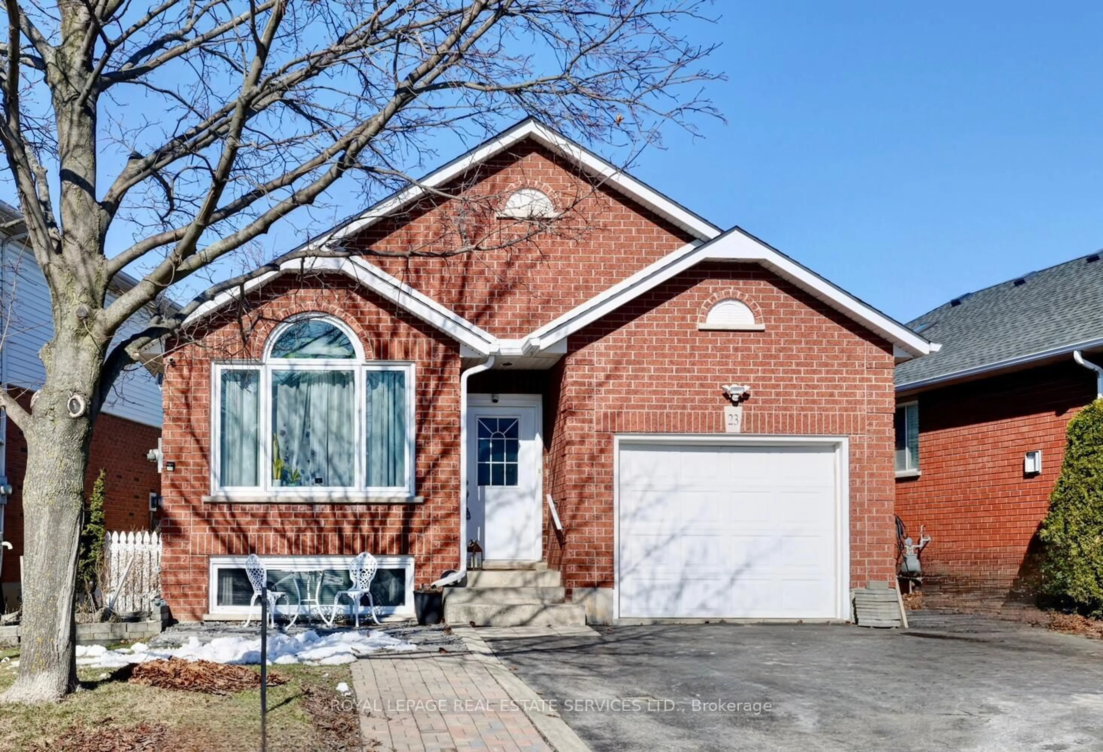 Home with brick exterior material, street for 23 Annapolis Way, Hamilton Ontario L8W 3L1
