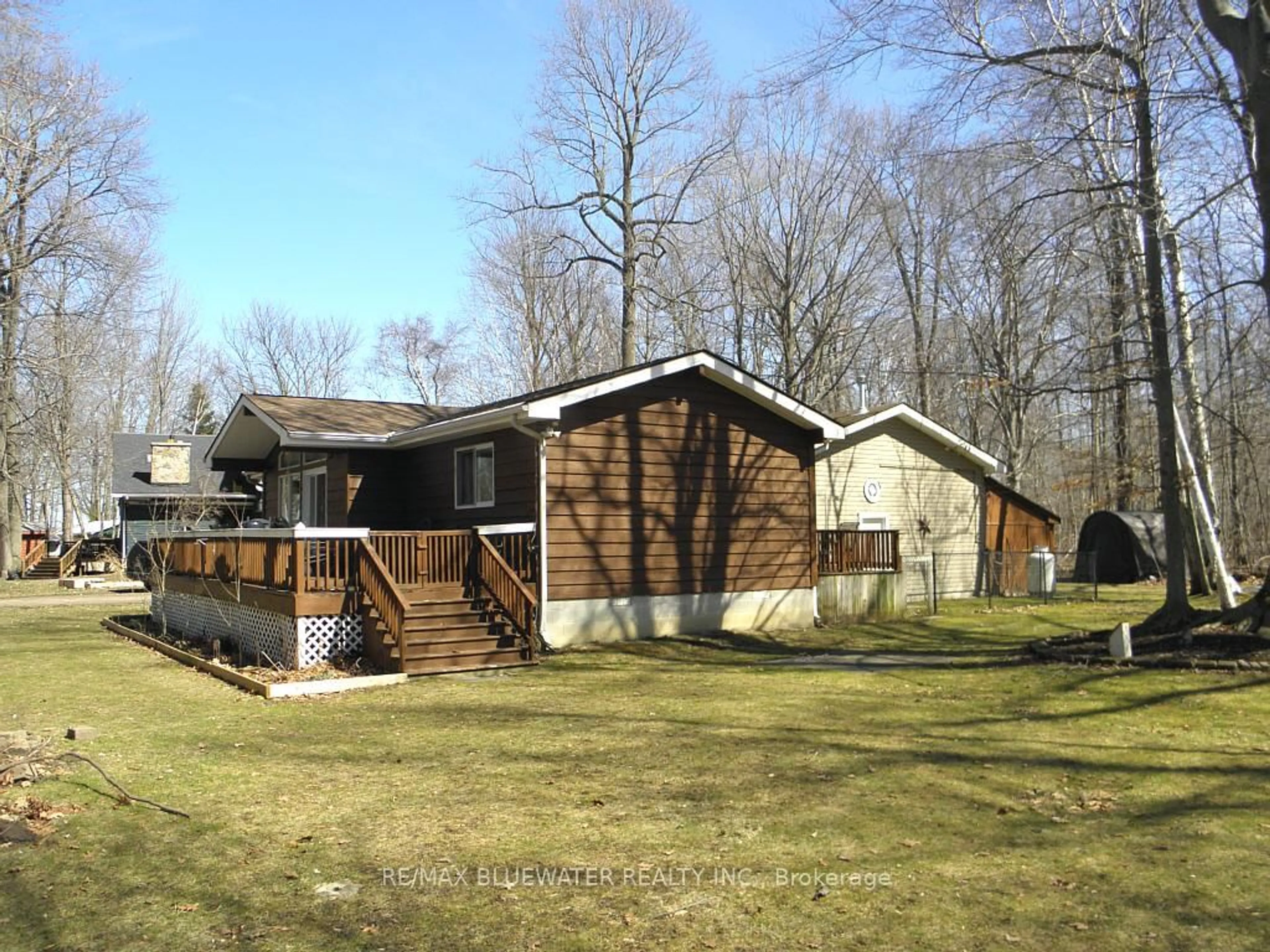 Home with vinyl exterior material, street for 9898 Phoebe Lane, Lambton Shores Ontario N0N 1J1