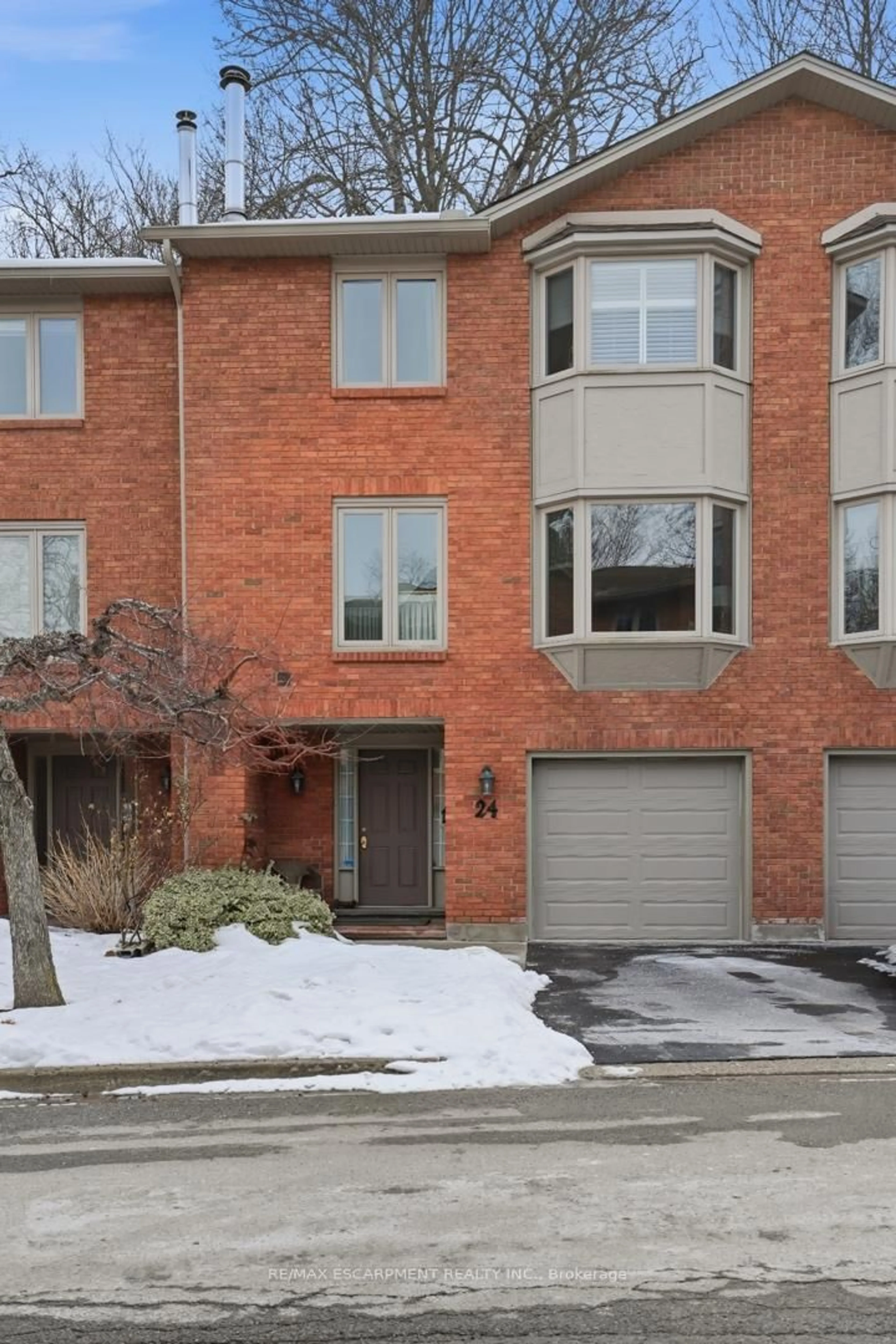 Home with brick exterior material, street for 30 Osler Dr #24, Hamilton Ontario L9H 6W3