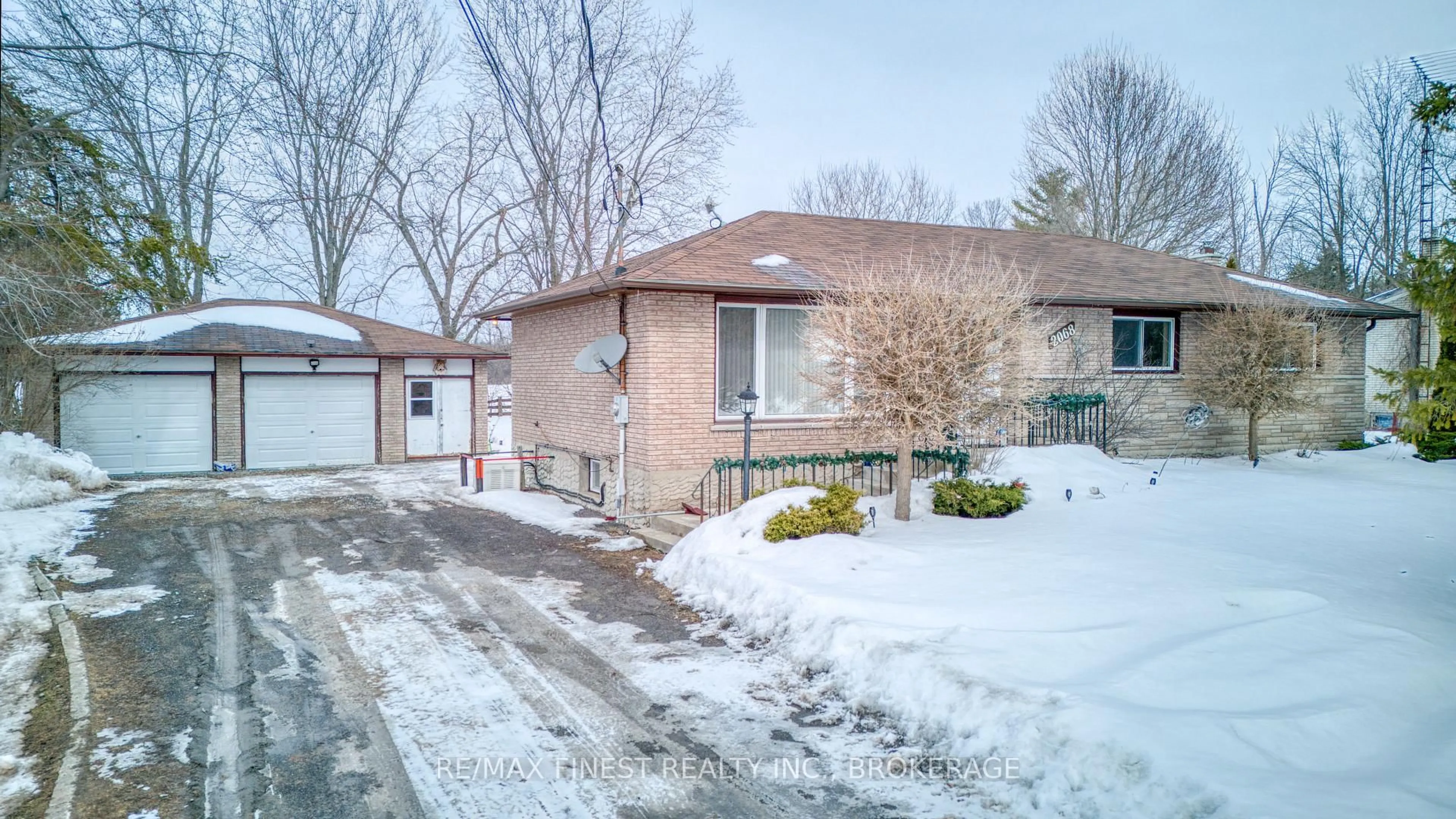 Unknown for 2068 Unity Rd, Mcdonalds Corners Ontario K0H 1M0