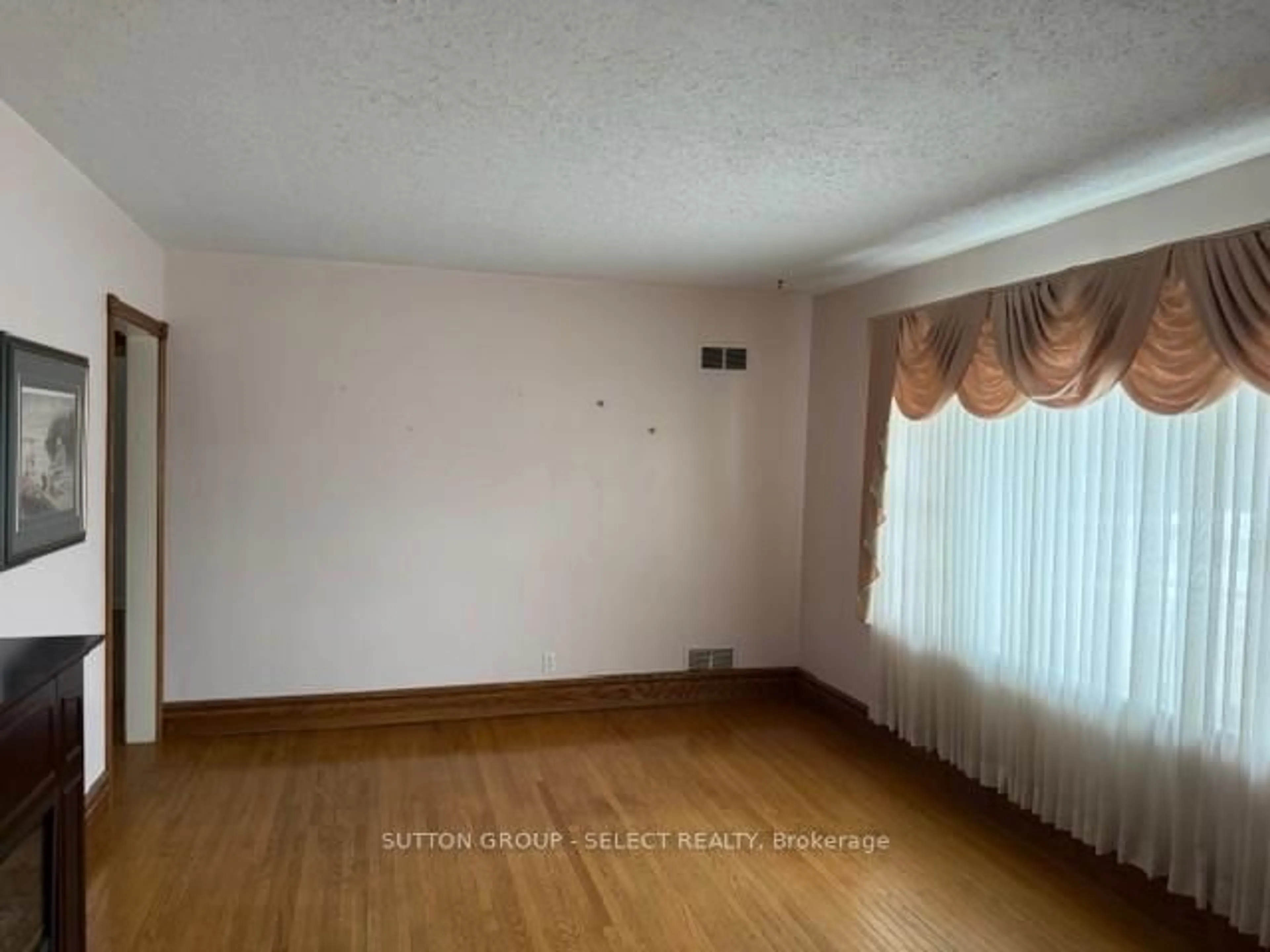 A pic of a room for 1891 HERBERT AVE Ave, London East Ontario N5V 2C6