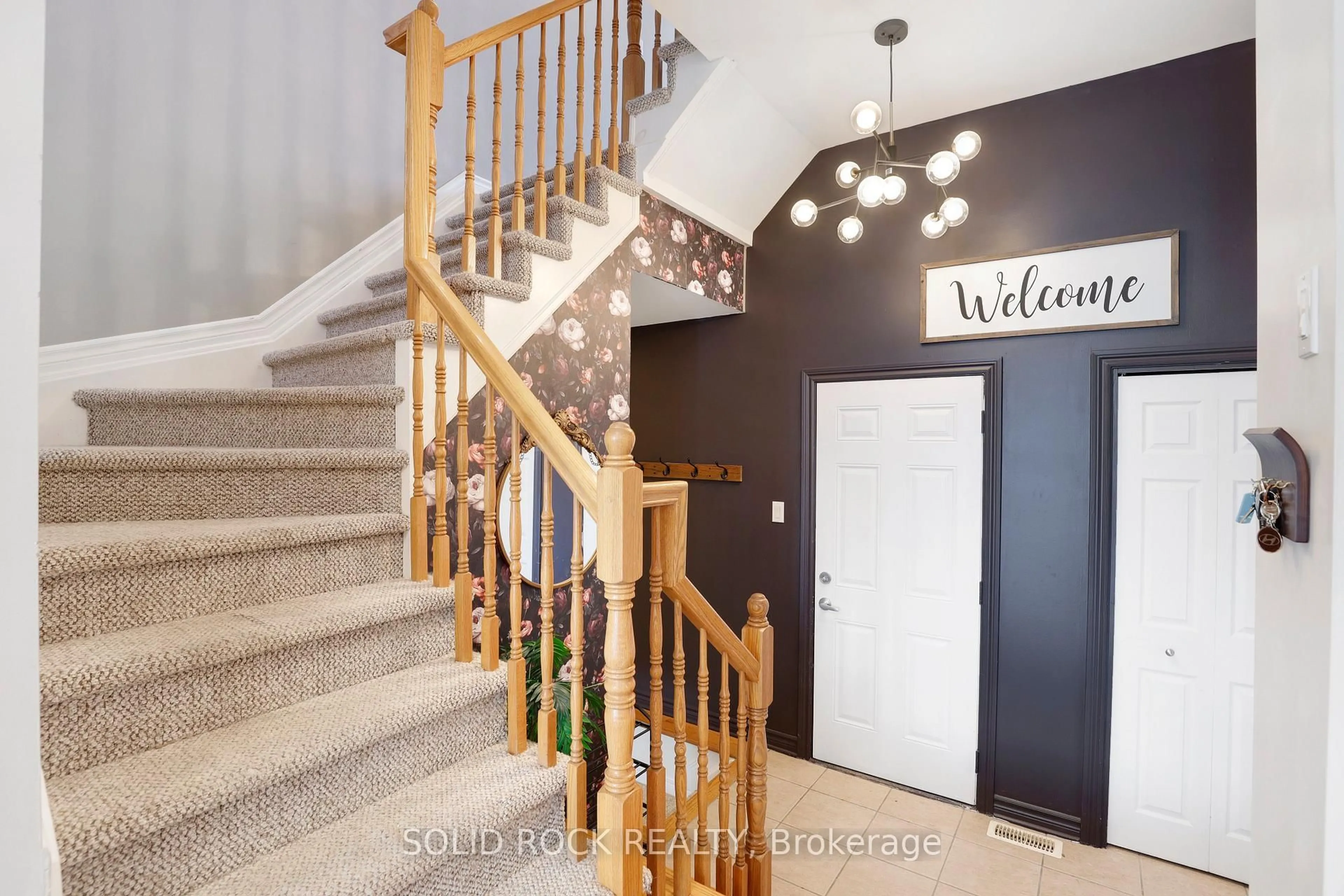 Unknown for 62 Evelyn Powers Private, Ottawa Ontario K2S 0E1