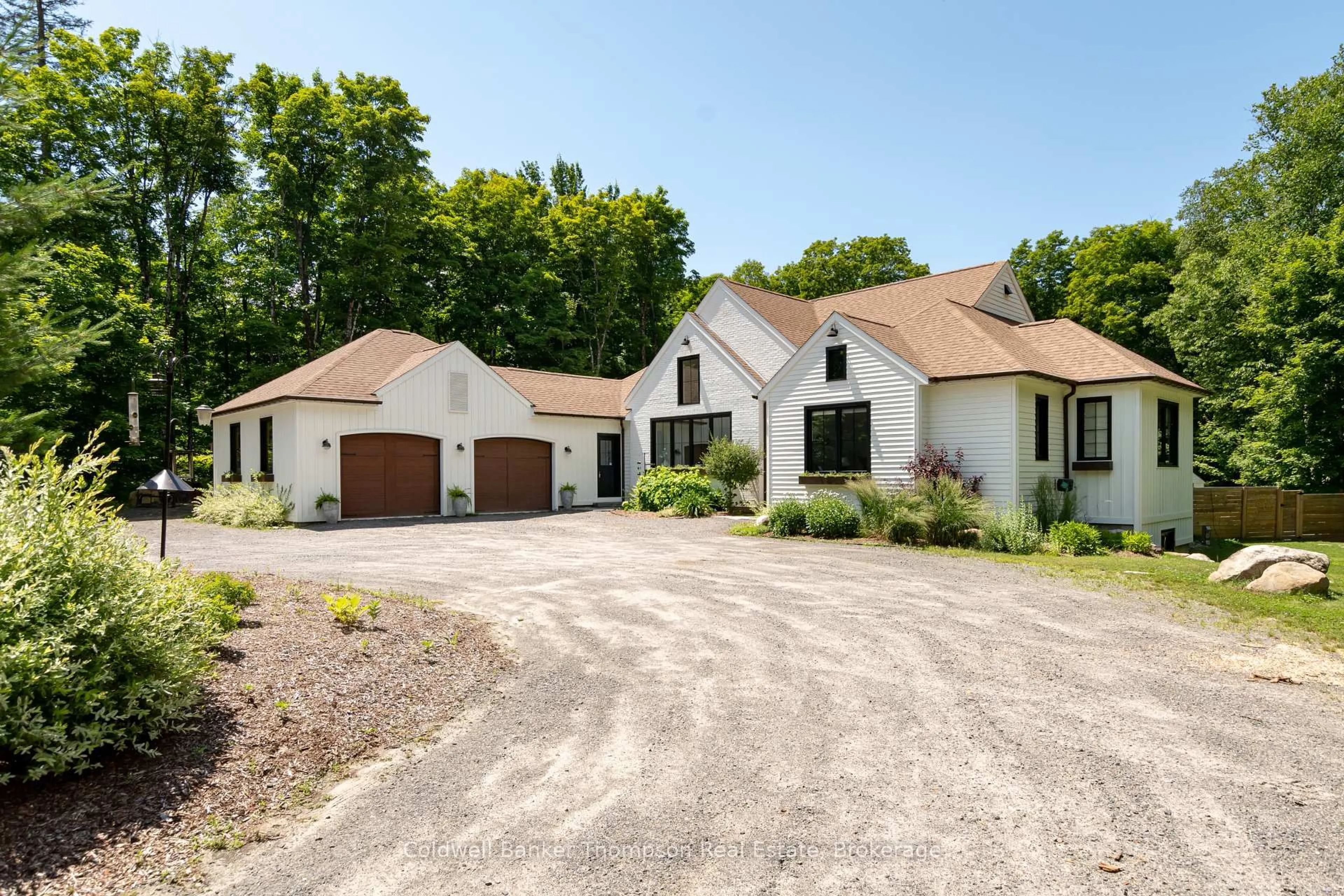 Unknown for 350 Skyhills Rd, Huntsville Ontario P1H 2N5