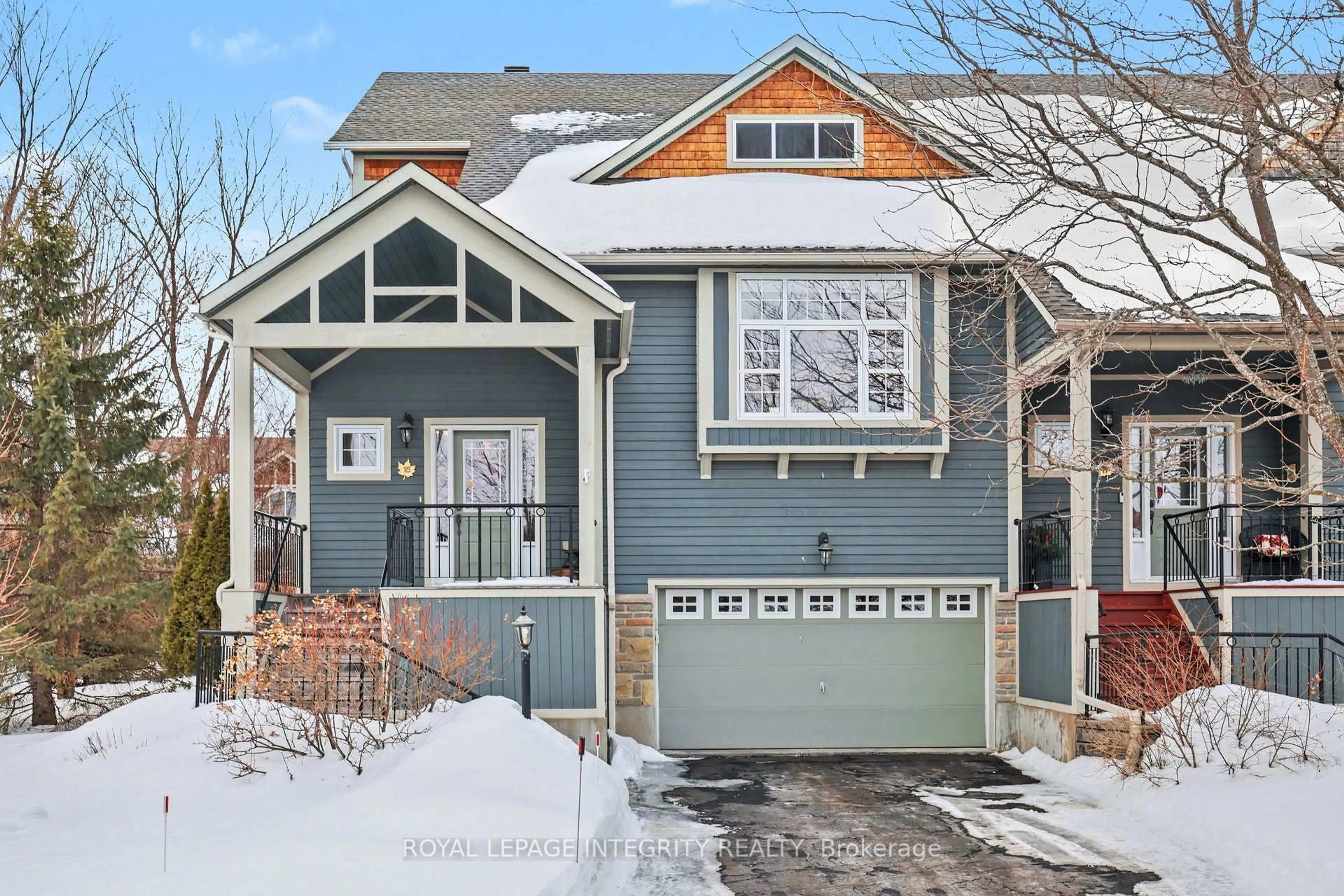 Home with vinyl exterior material, street for 15 Marsh Sparrow Private, Kanata Ontario K2K 3P1