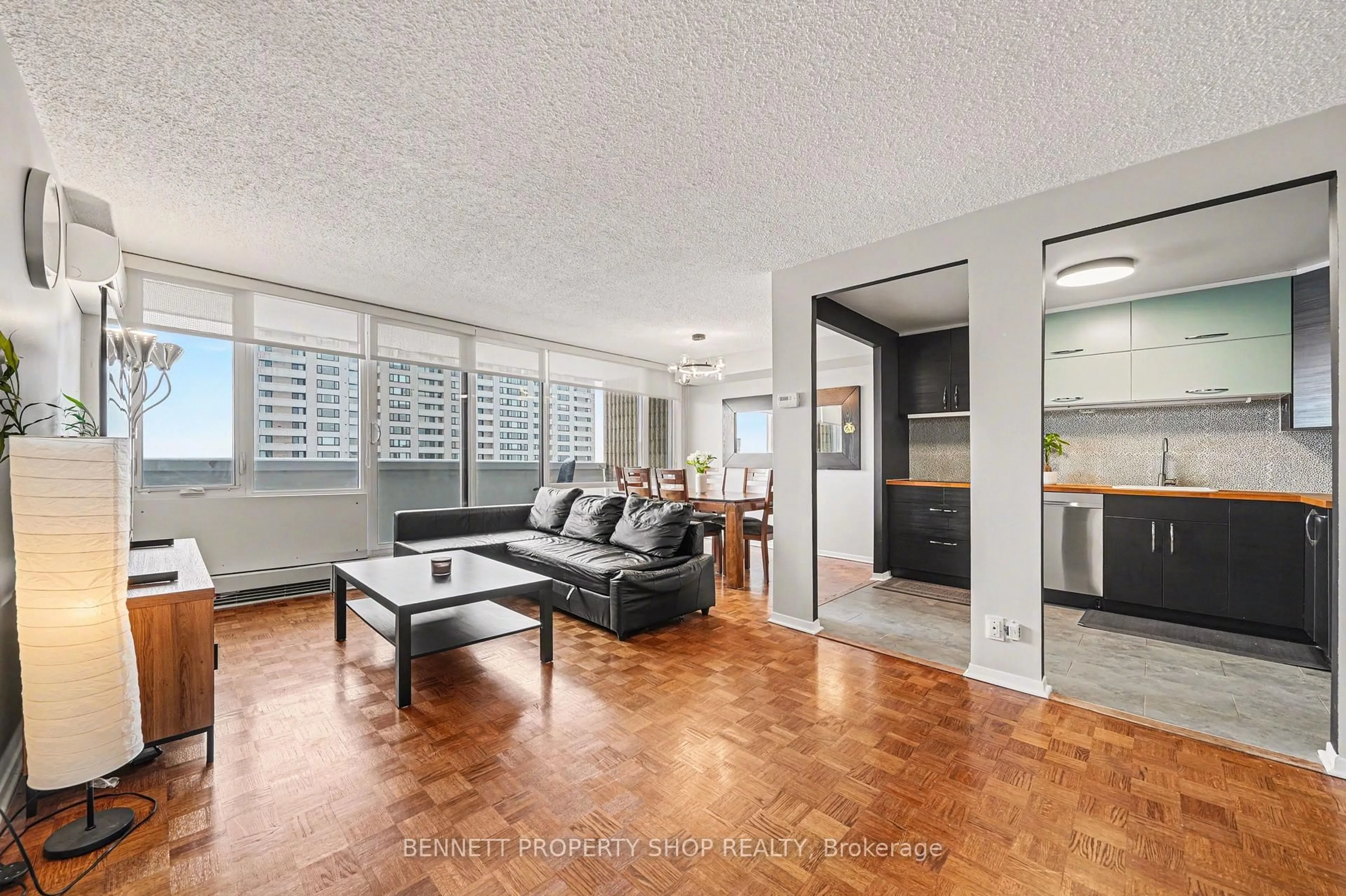 Living room with furniture, unknown for 2625 Regina St #1209, Ottawa Ontario K2B 5W8