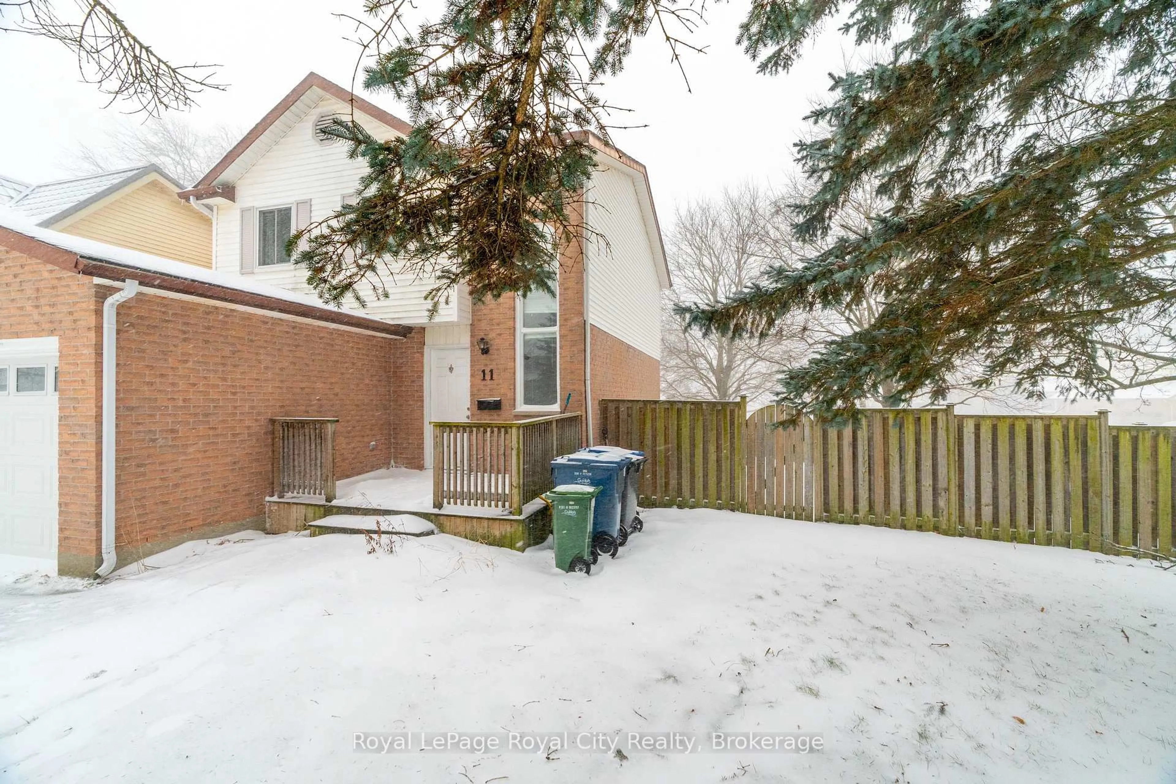 Patio, street for 11 Sagewood Pl, Guelph Ontario N1G 3M8
