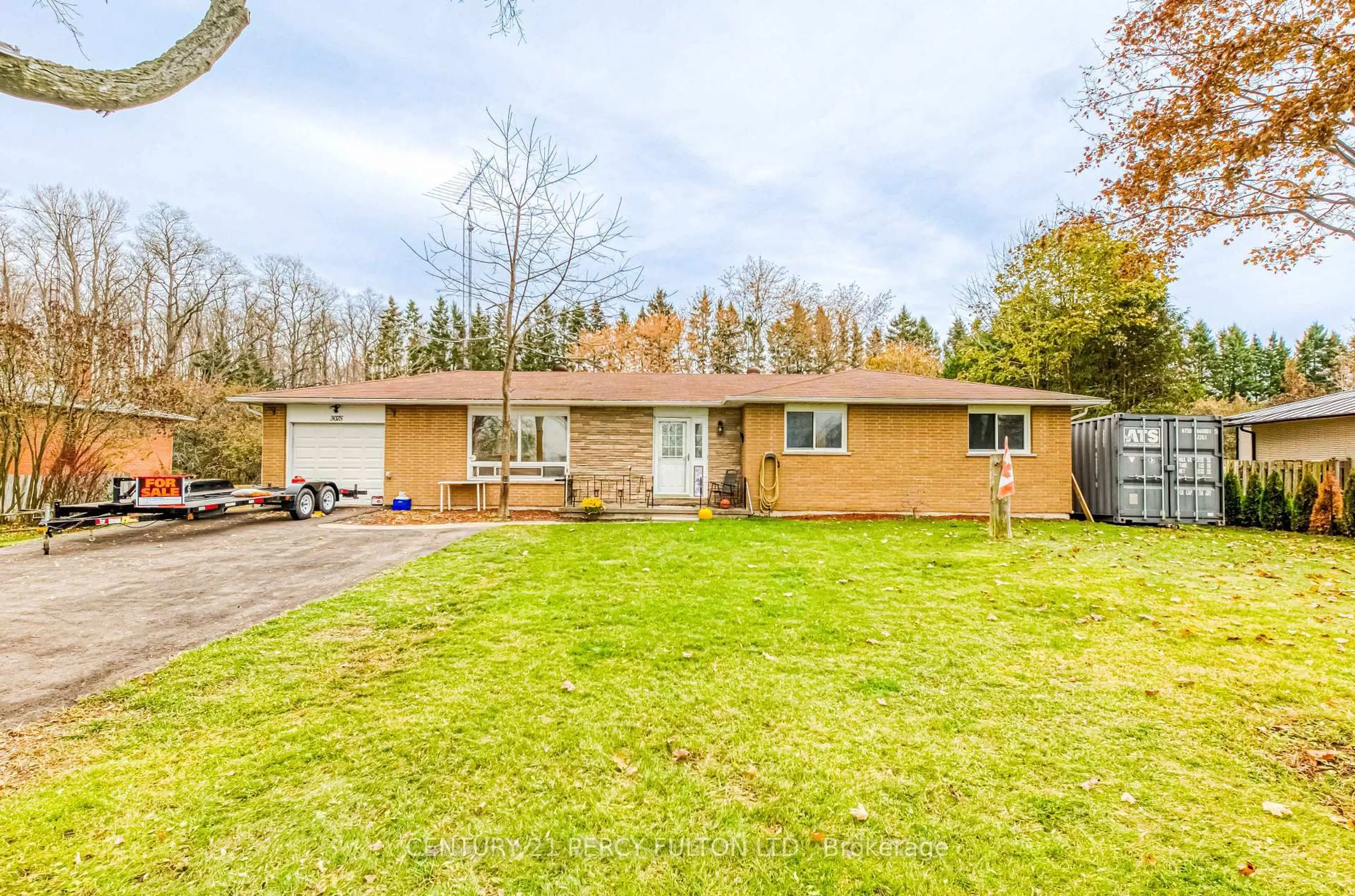 A pic from outside/outdoor area/front of a property/back of a property/a pic from drone, street for 3075 Zion Rd, Port Hope Ontario L1A 3V7