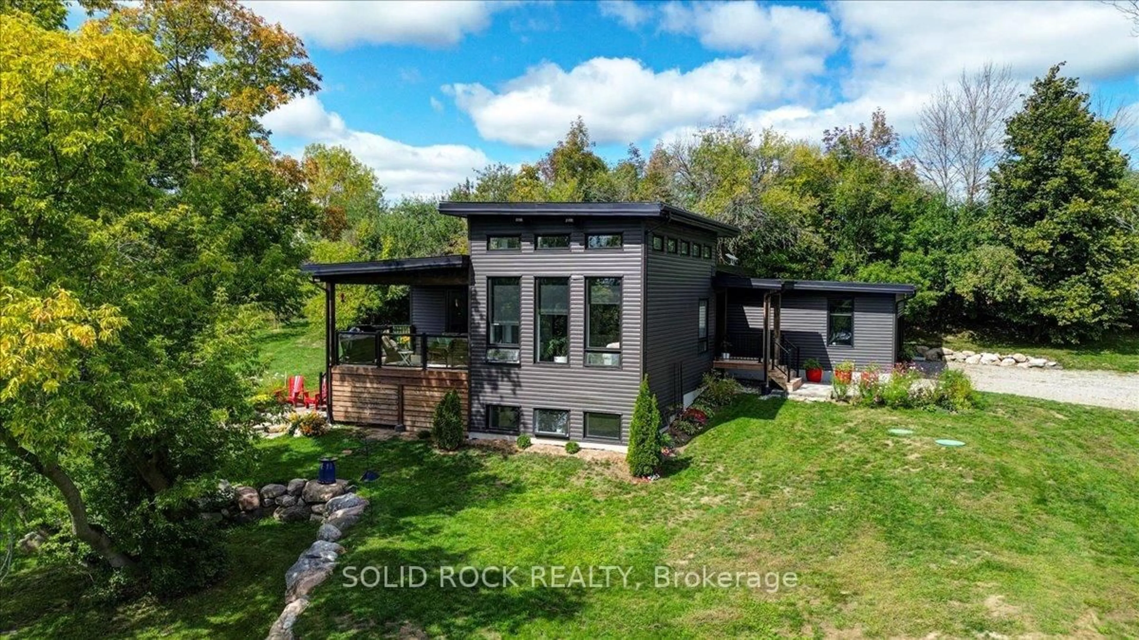 A pic from outside/outdoor area/front of a property/back of a property/a pic from drone, building for 506 Catchmore Rd, Trent Hills Ontario K0L 1L0