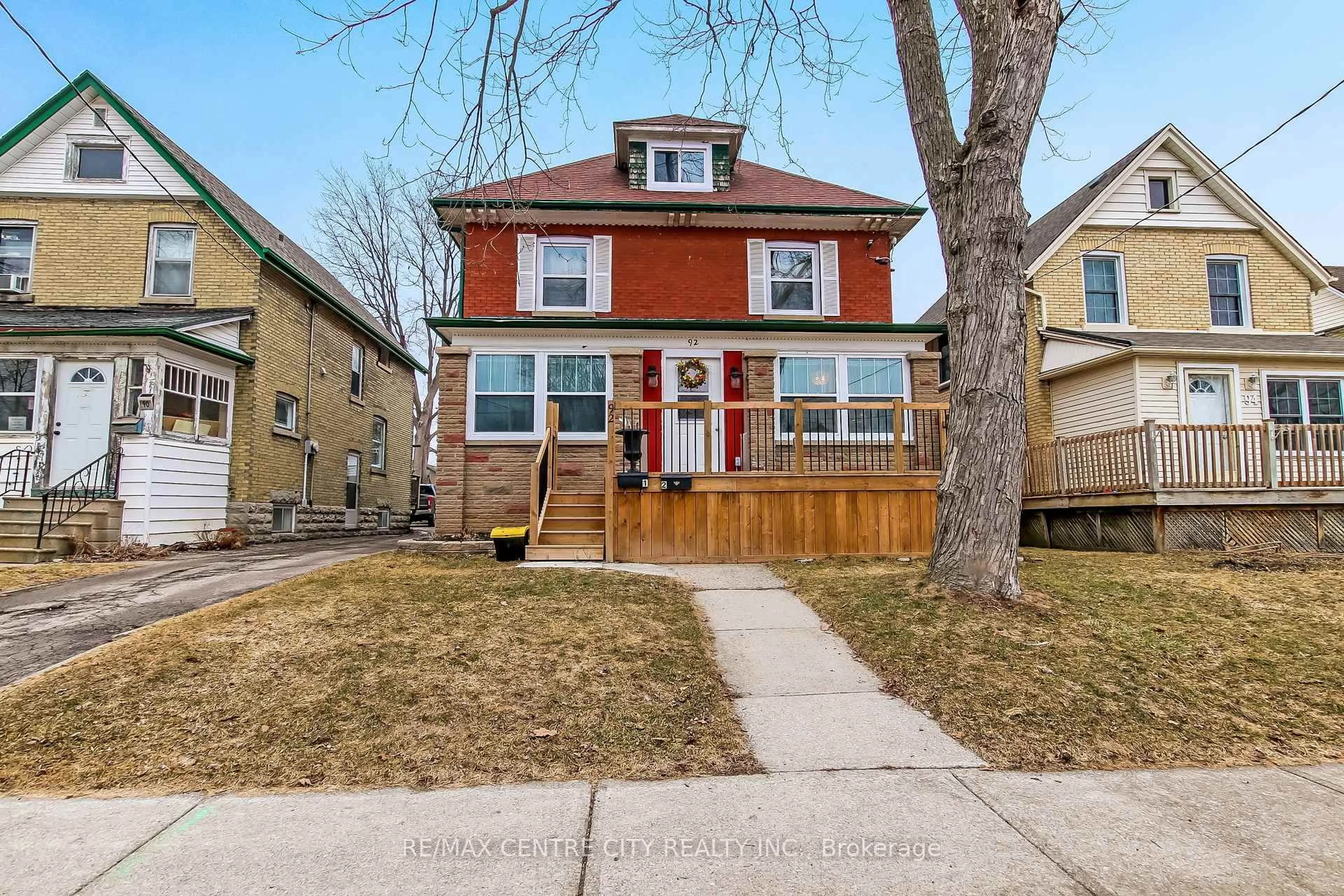 Home with brick exterior material, street for 92 Forest Ave, St. Thomas Ontario N5R 2J5